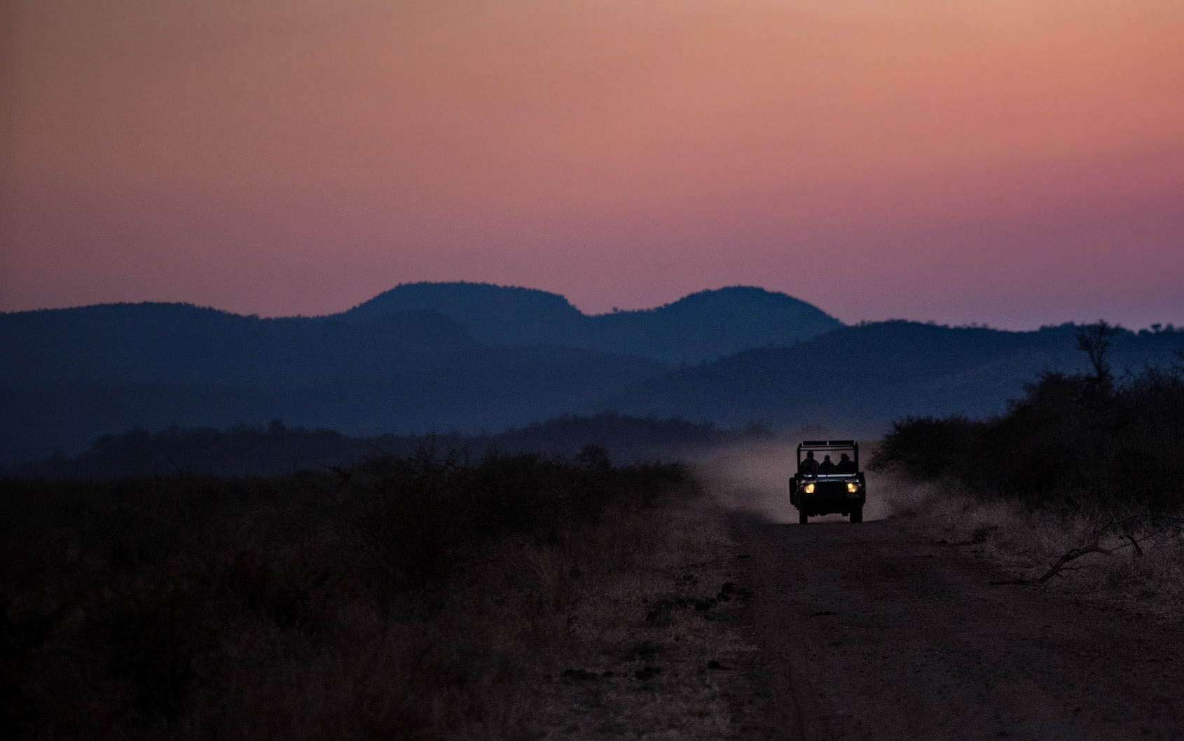 Madikwe Game Reserve is the fifth largest nature reserve in South Africa and boasts a spectacular variety of game and animals. It is a true delight to come back to the lodge after watching rhinos, elephants, impalas, cheetahs etc. and be captivated by a light that onbly exists in Africa