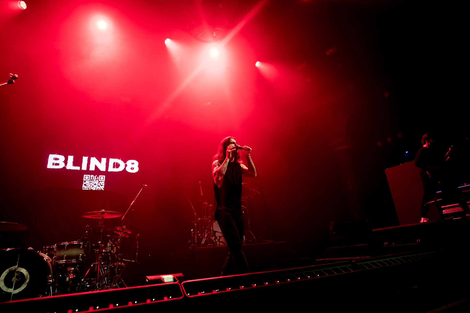 Blind 8
