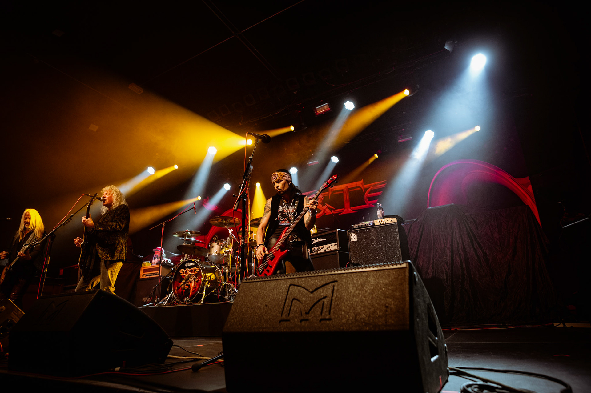 Y&T