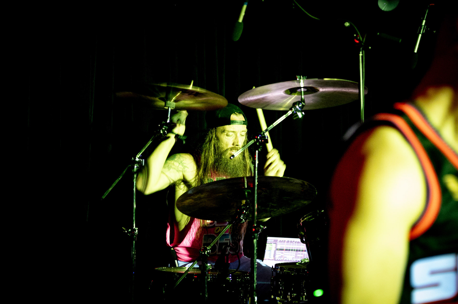 Striker - Star Lounge