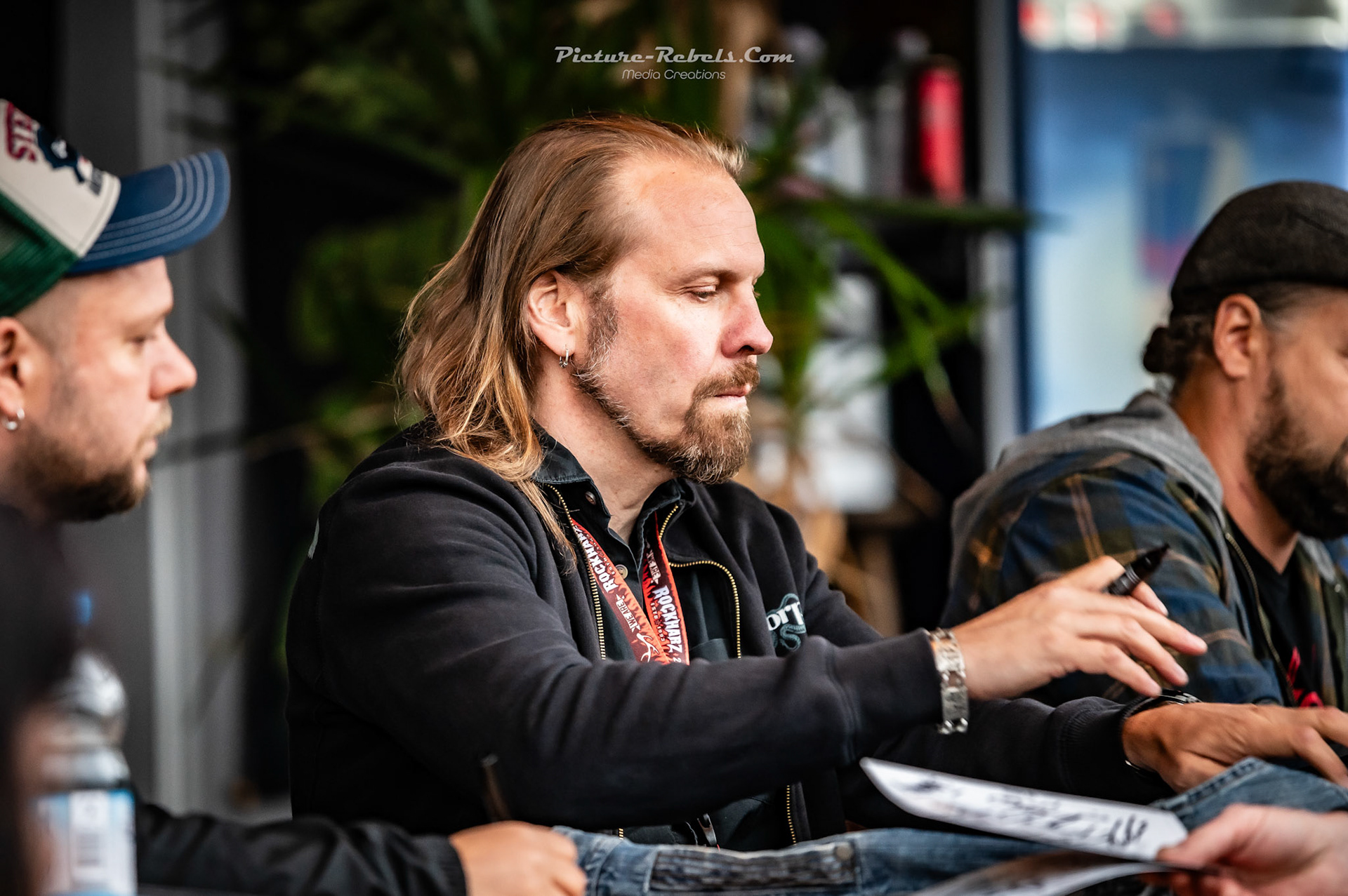 Singning Session Amorphis