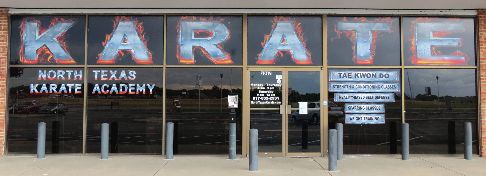 Vinyl Custom Lettering