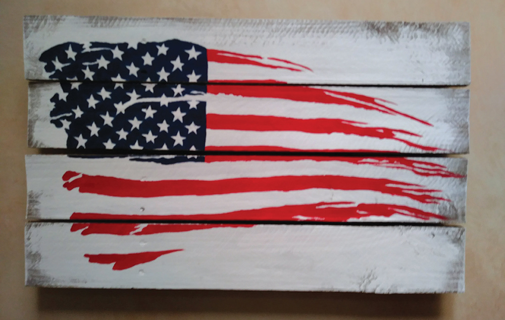 US FLAG ON WOOD