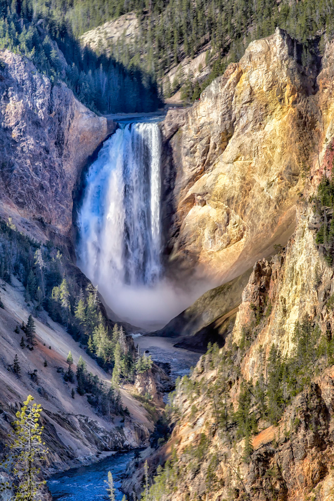 Yellowstone Waterfall