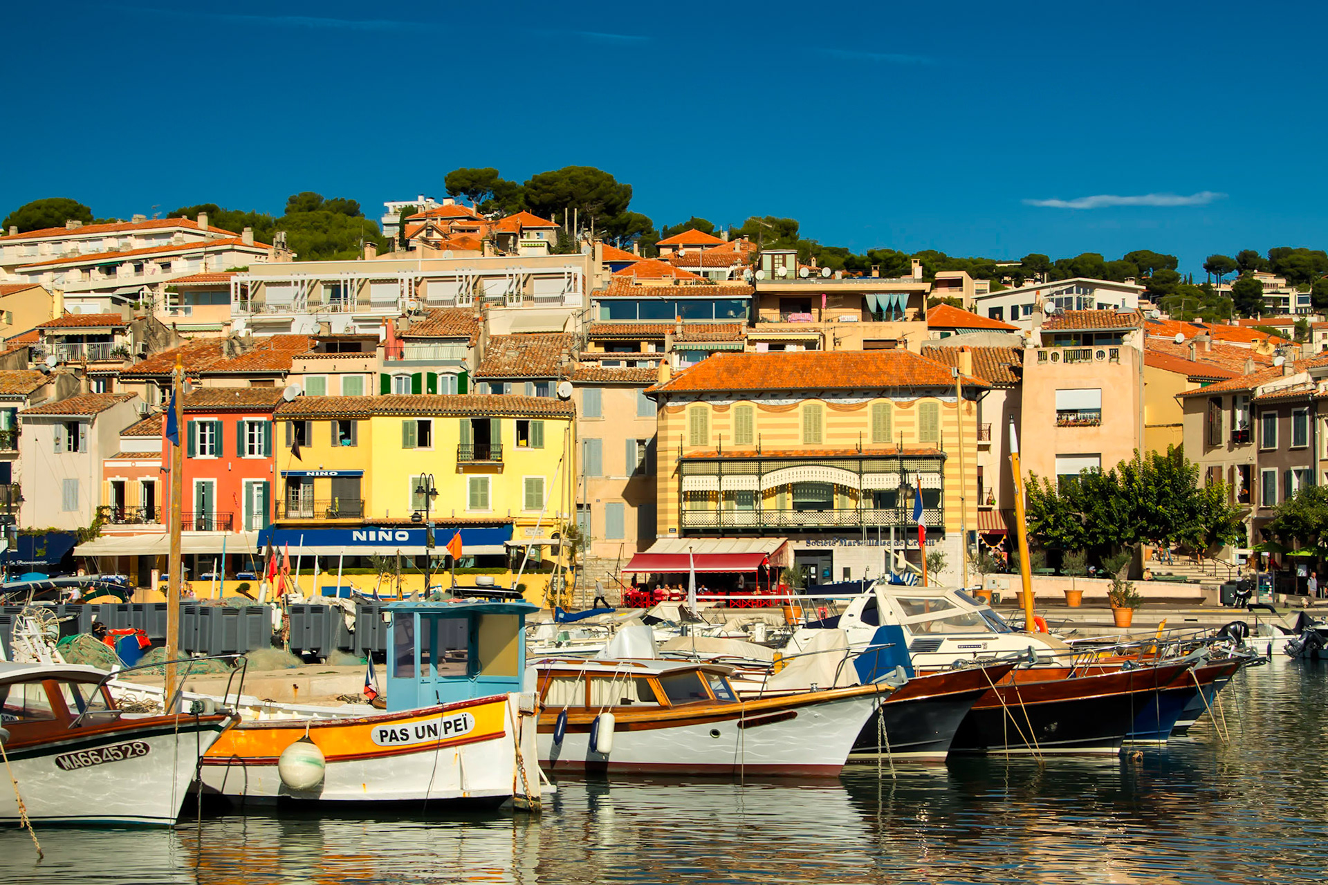 Cassis Boats