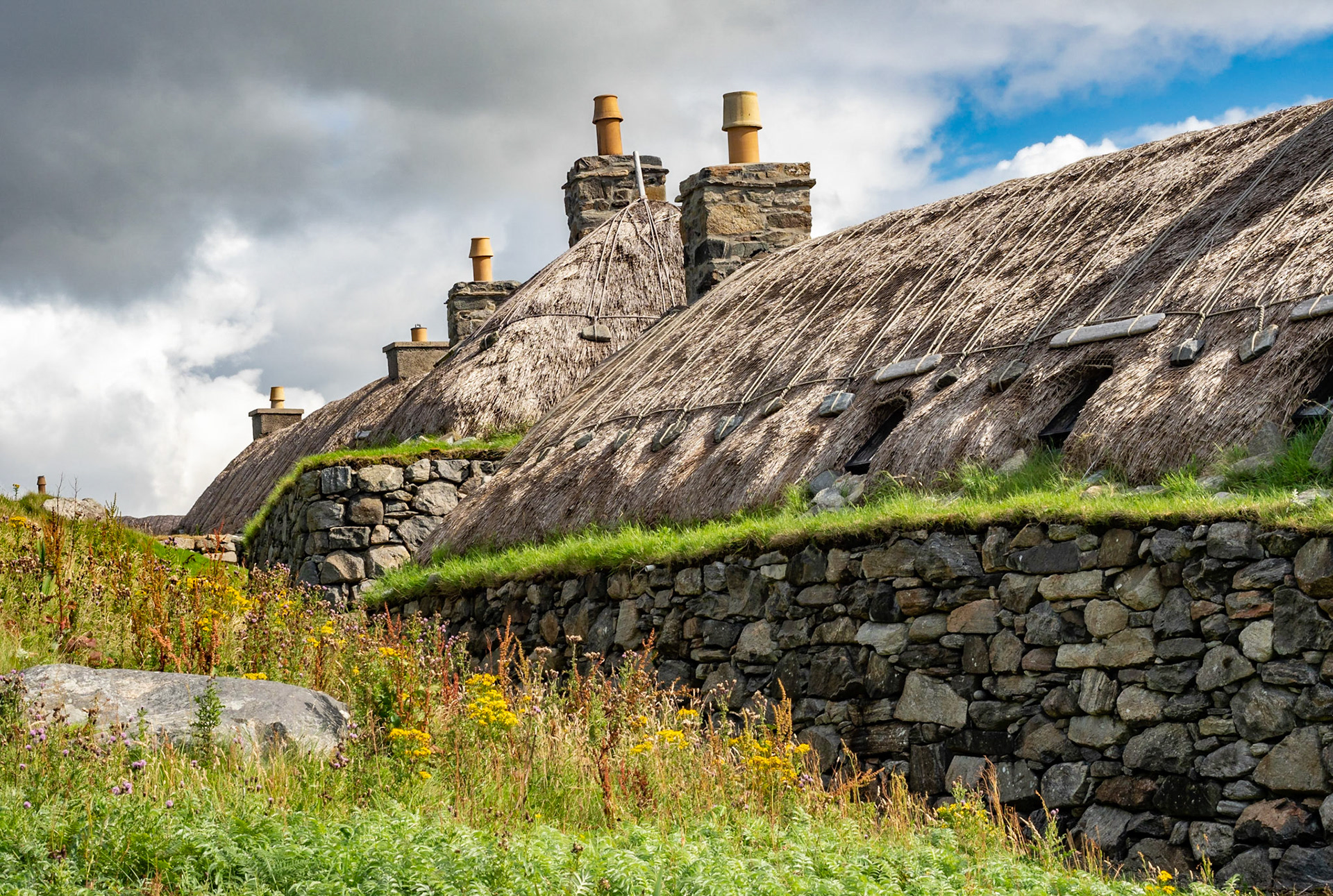 Na Gearrannan Blackkhouse Village