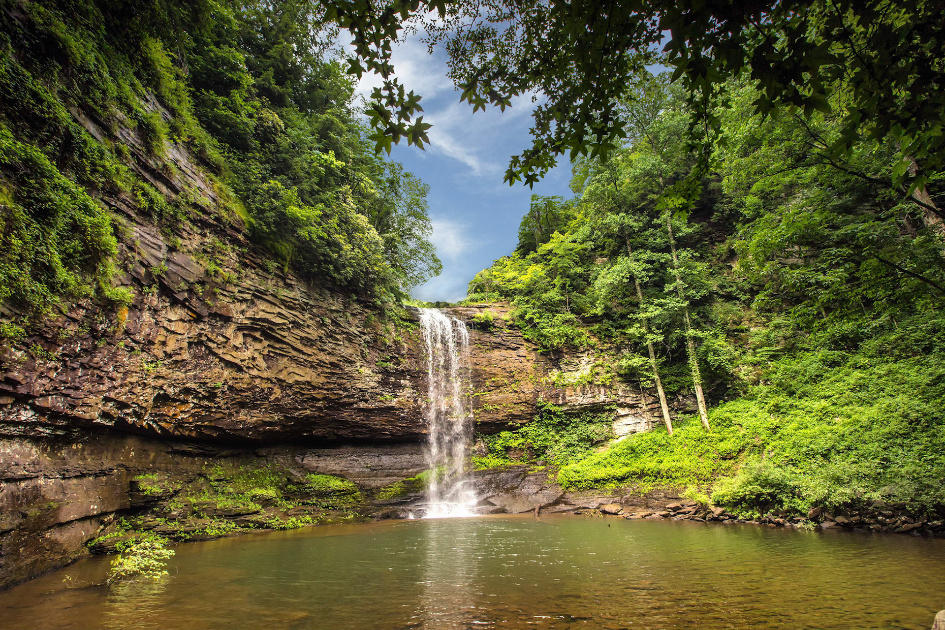 Cloudland Canyon Waterfall