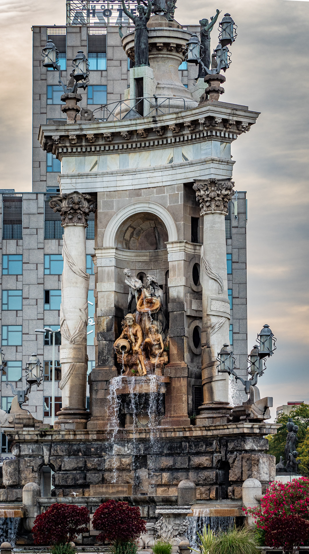 Barcelona Roundabout