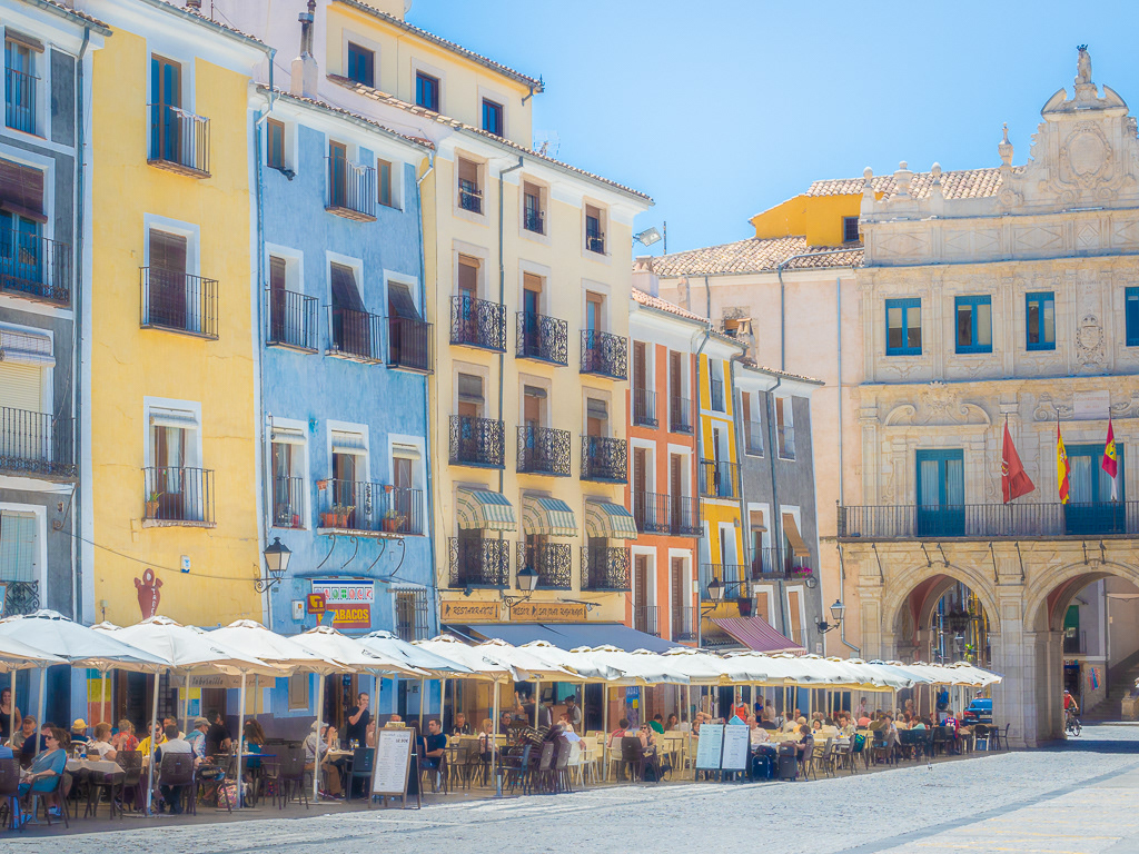 Charming Street and Lunch Stop