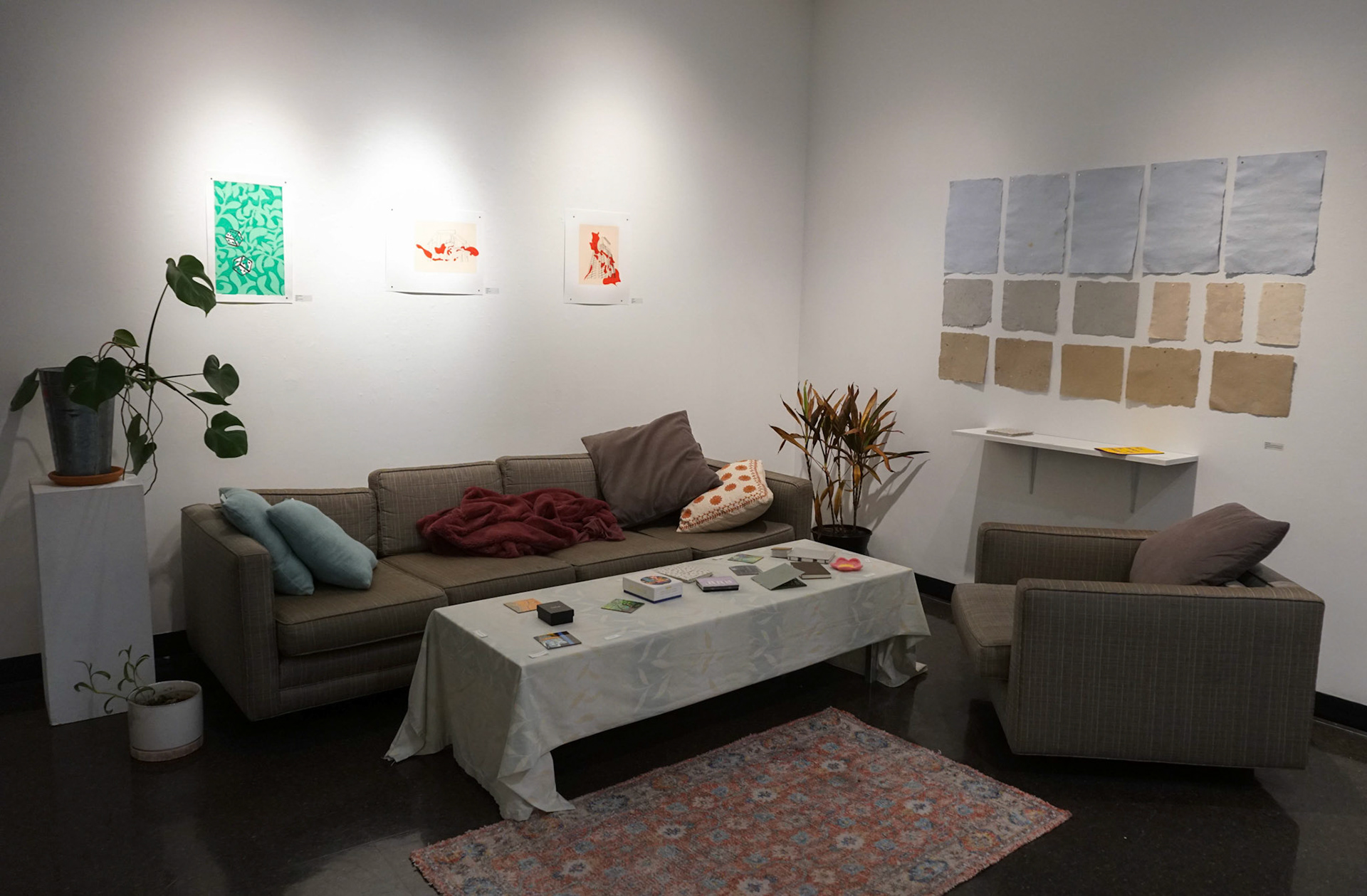 visitors were welcomed to sit and look through books