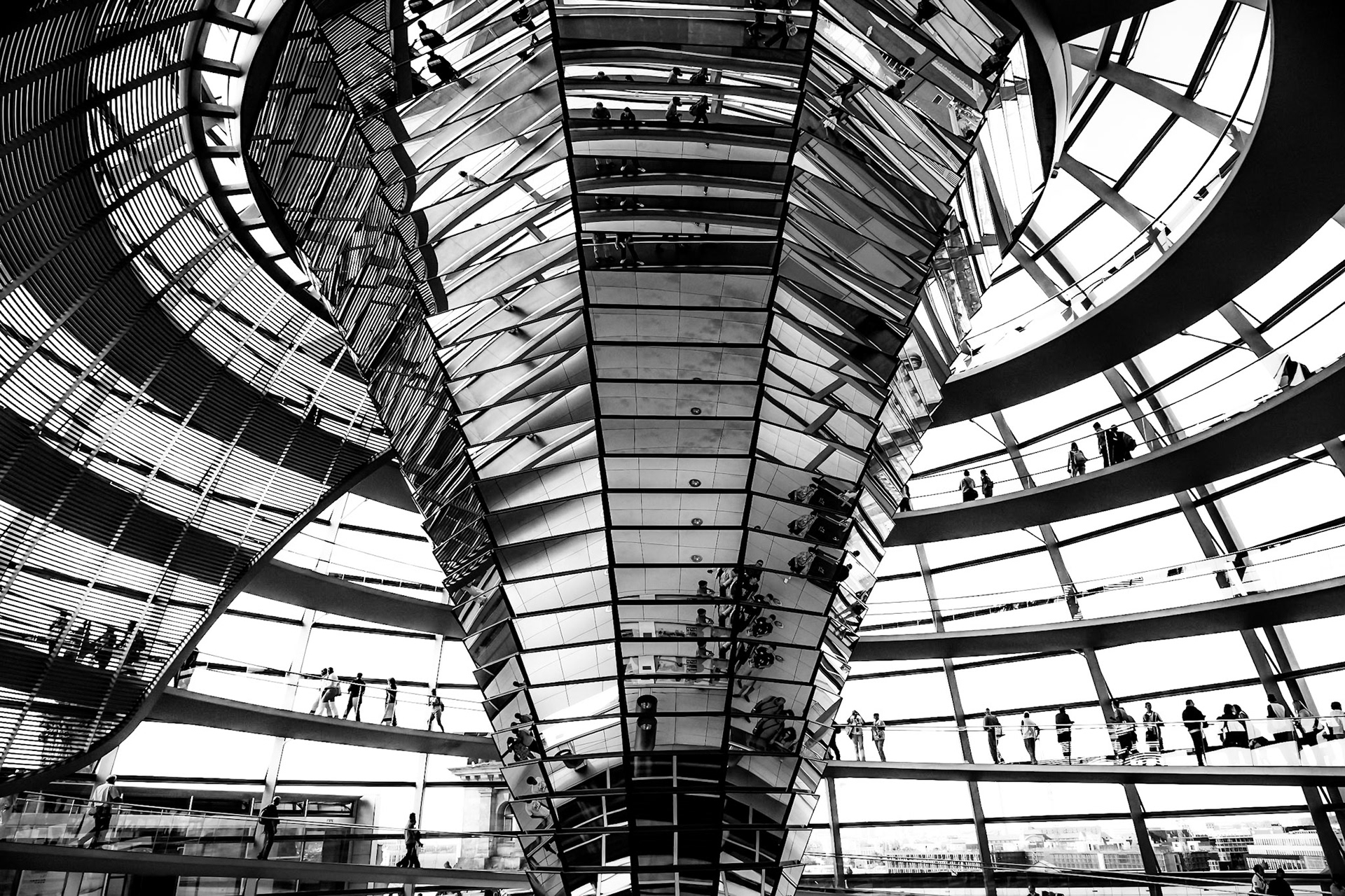 the mirror - 1/500 Sek. bei ƒ / 8,0 - ISO 200 - 24 mm