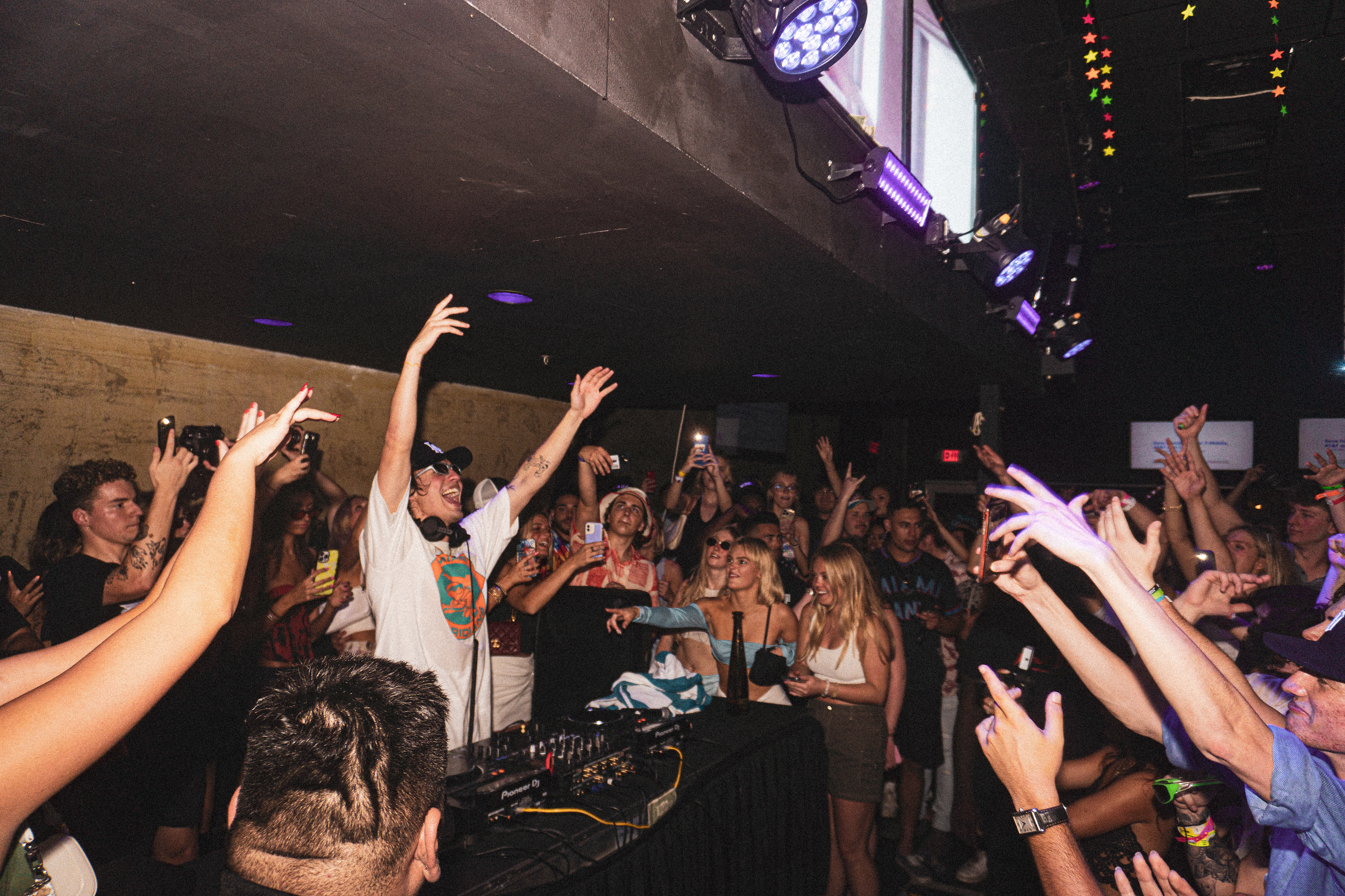 Discolines | Spring 2023 Tour Closing Set