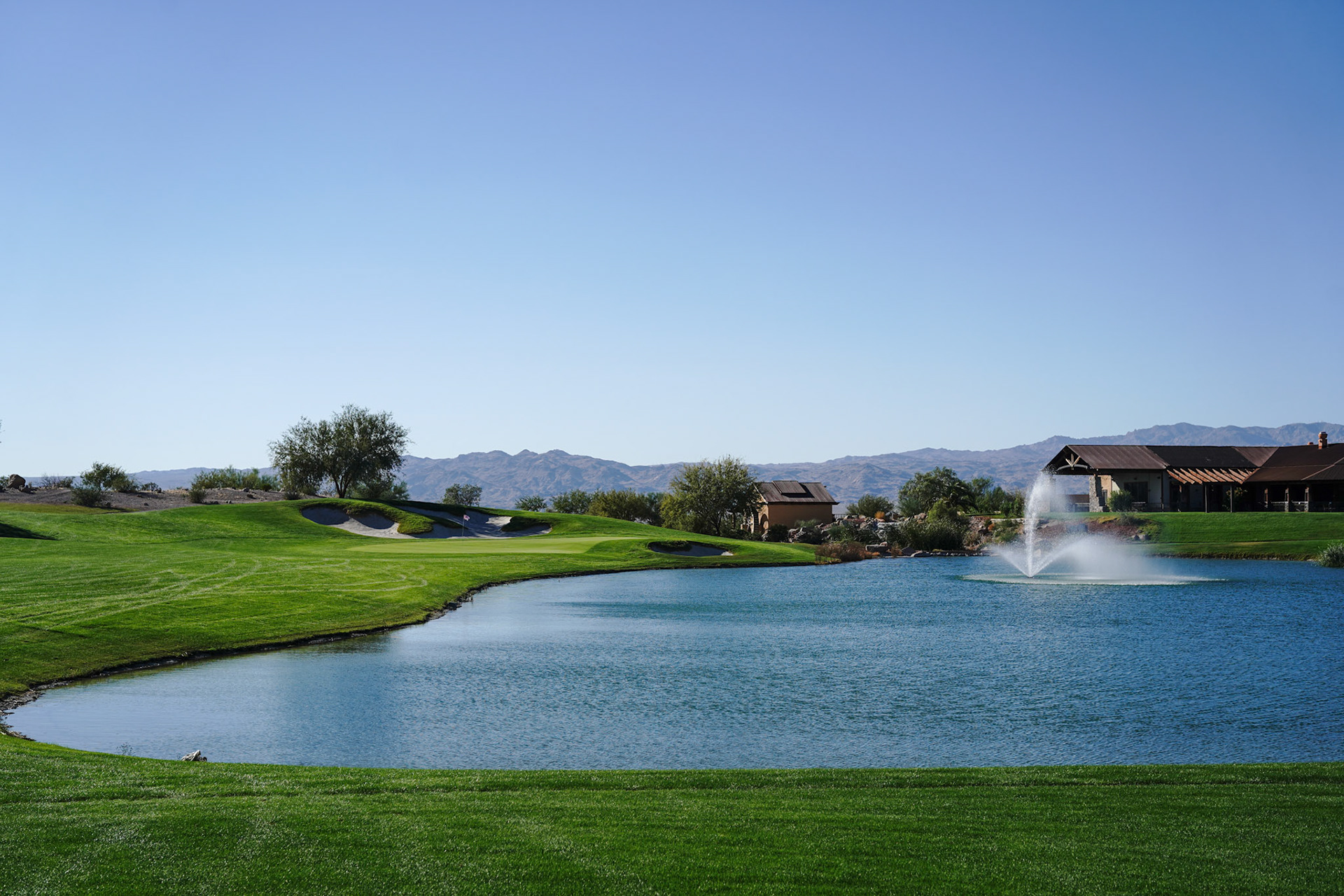Laughlin Ranch GC - Hole 18