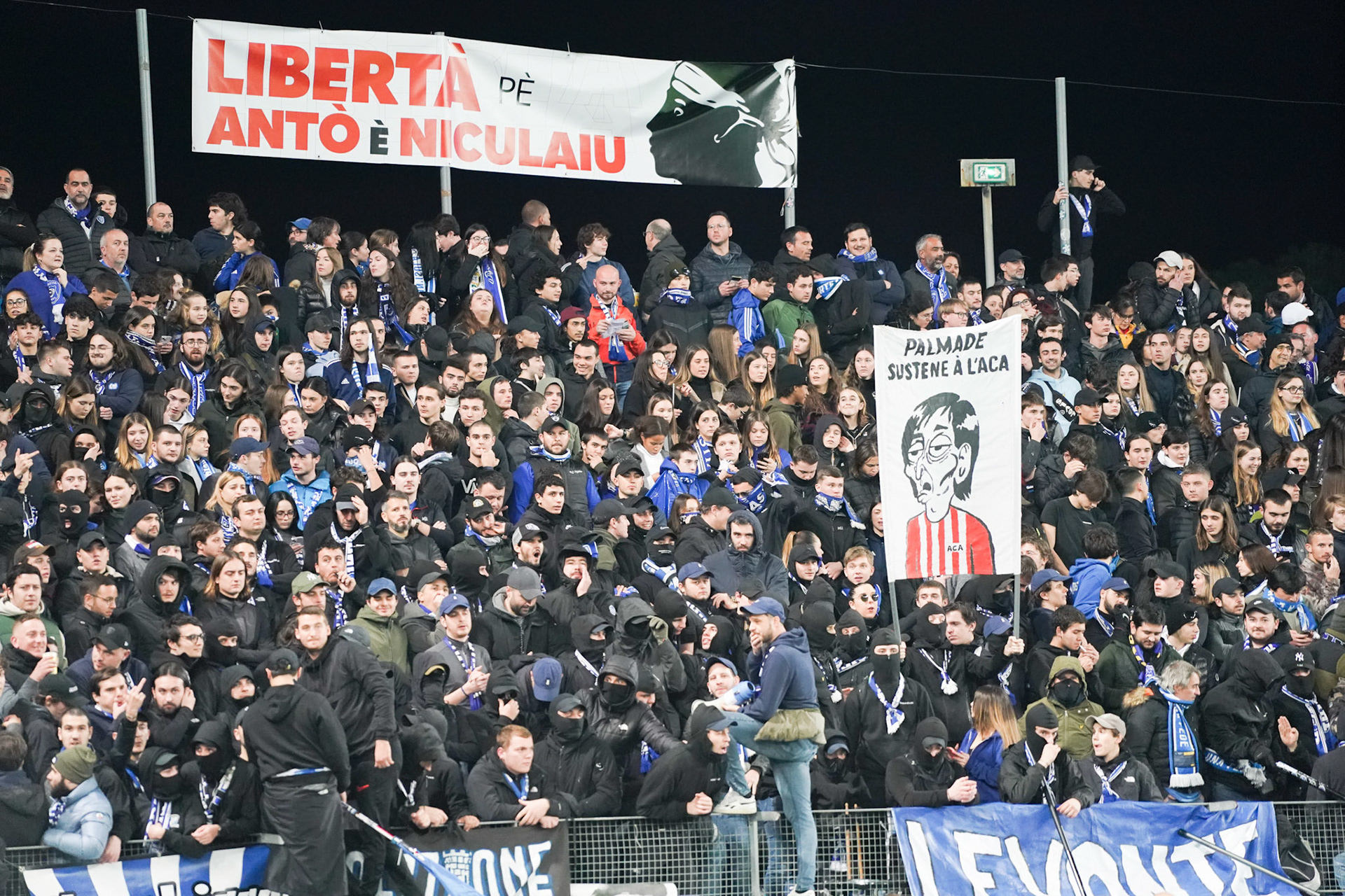 BASTIA. CORSE. LE LUNDI 5 FEVRIER 2024.En ligue 2 BKT dans le derby de la corse Bastia a domine Ajaccio un but a zero grace a un but de Migouel Alfarela devant plus de 14000 spectateurs. Le groupe l Arcugi a anime l avant match pendant que le president de Bastia Claude Ferrandi et le president d Ajaccio Daniele Bufano étaient sur le plateau de France 3 Corse Via Stella.
