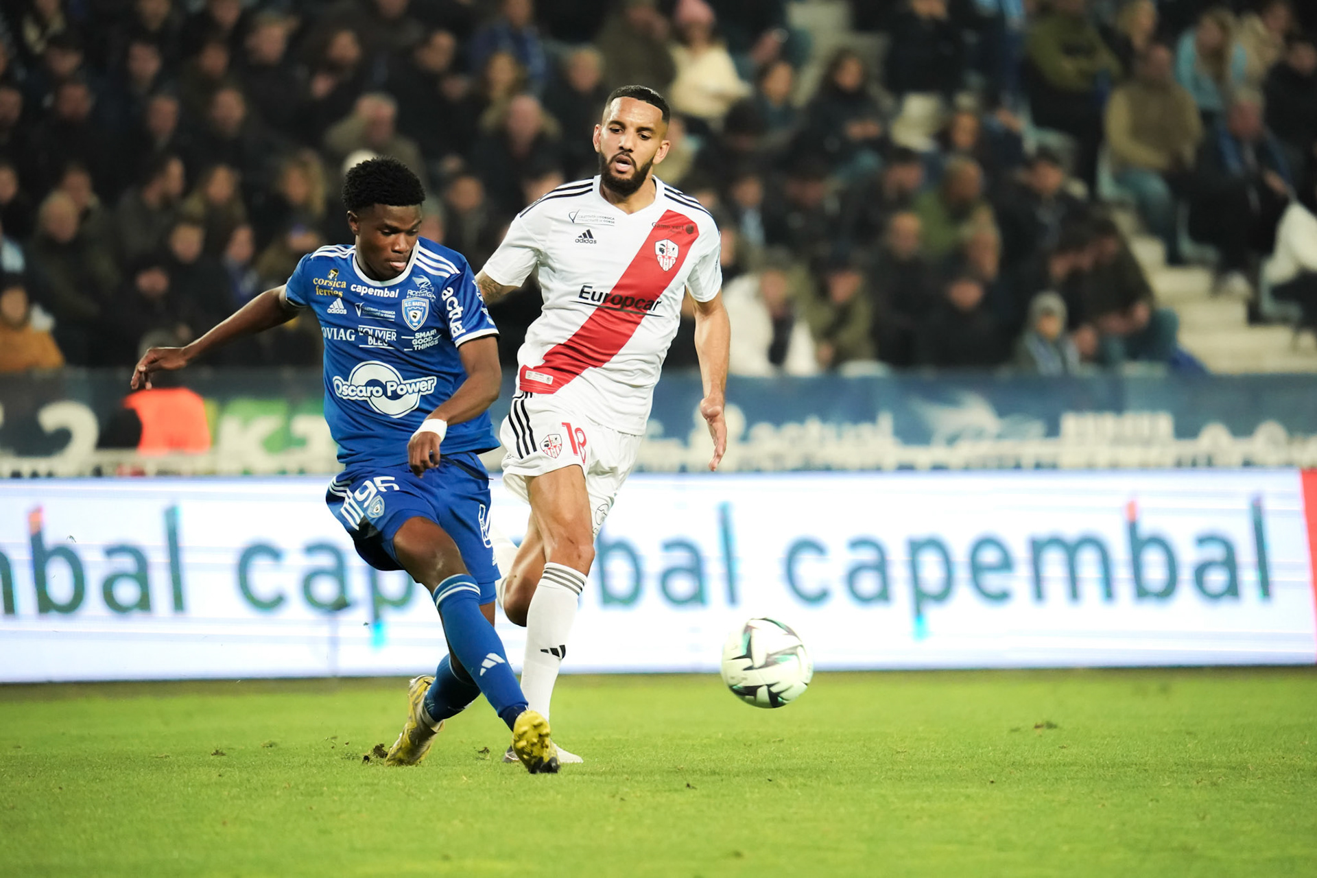 BASTIA. CORSE. LE LUNDI 5 FEVRIER 2024.En ligue 2 BKT dans le derby de la corse Bastia a domine Ajaccio un but a zero grace a un but de Migouel Alfarela devant plus de 14000 spectateurs. Le groupe l Arcugi a anime l avant match pendant que le president de Bastia Claude Ferrandi et le president d Ajaccio Daniele Bufano étaient sur le plateau de France 3 Corse Via Stella.