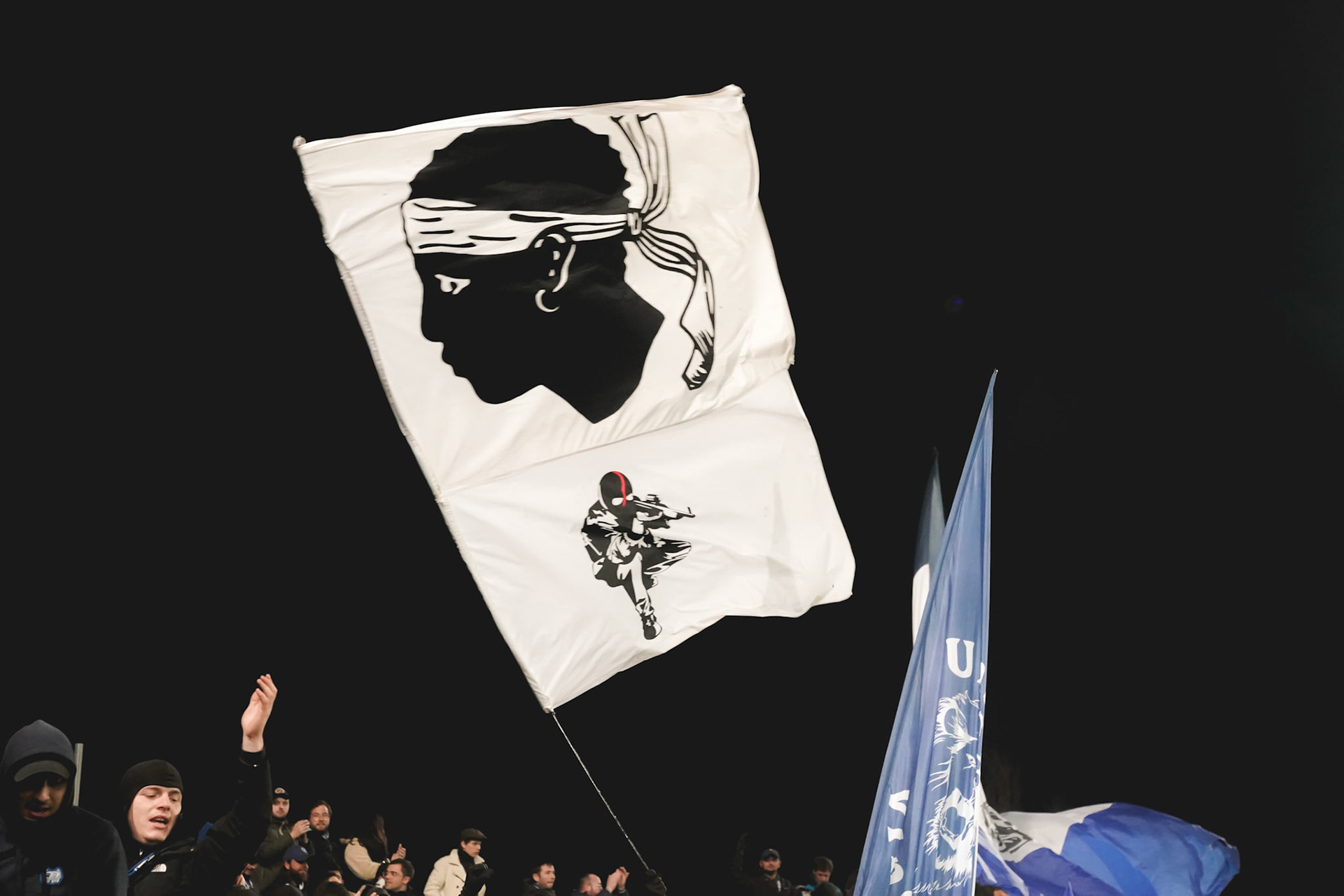 BASTIA. CORSE. LE LUNDI 5 FEVRIER 2024.En ligue 2 BKT dans le derby de la corse Bastia a domine Ajaccio un but a zero grace a un but de Migouel Alfarela devant plus de 14000 spectateurs. Le groupe l Arcugi a anime l avant match pendant que le president de Bastia Claude Ferrandi et le president d Ajaccio Daniele Bufano étaient sur le plateau de France 3 Corse Via Stella.