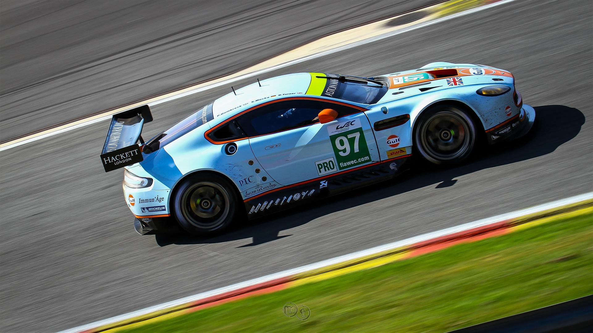 Bruno Senna (BRA) / Frederic Makowiecki (FRA) Aston Martin Vantage