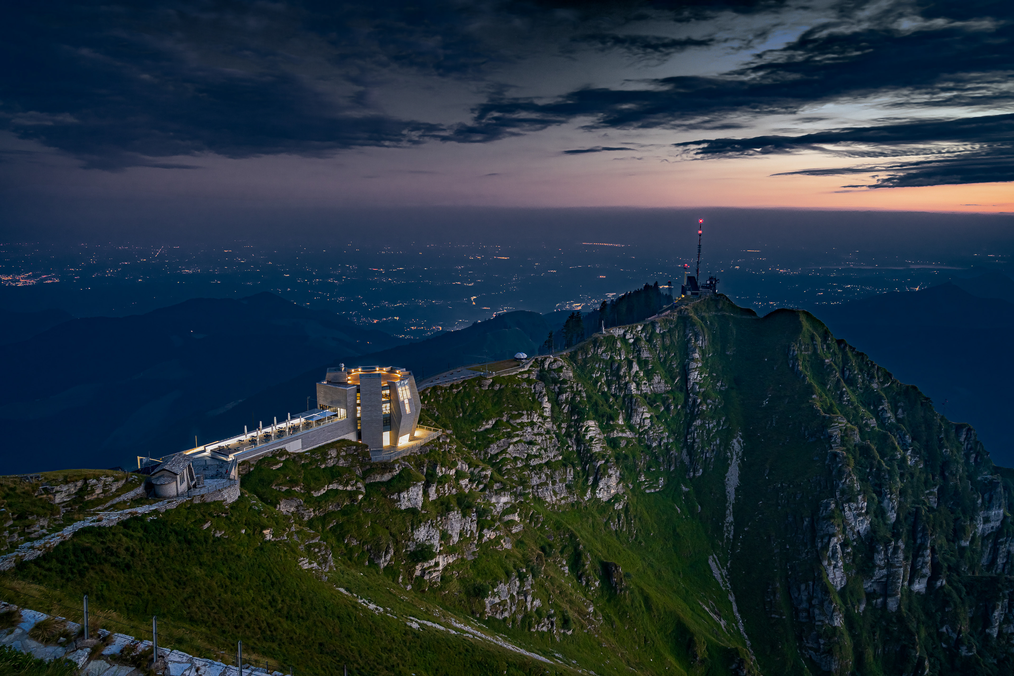 Art. 401 - CHF 330 - Fiore di pietra al tramonto - 90 x 60 cm