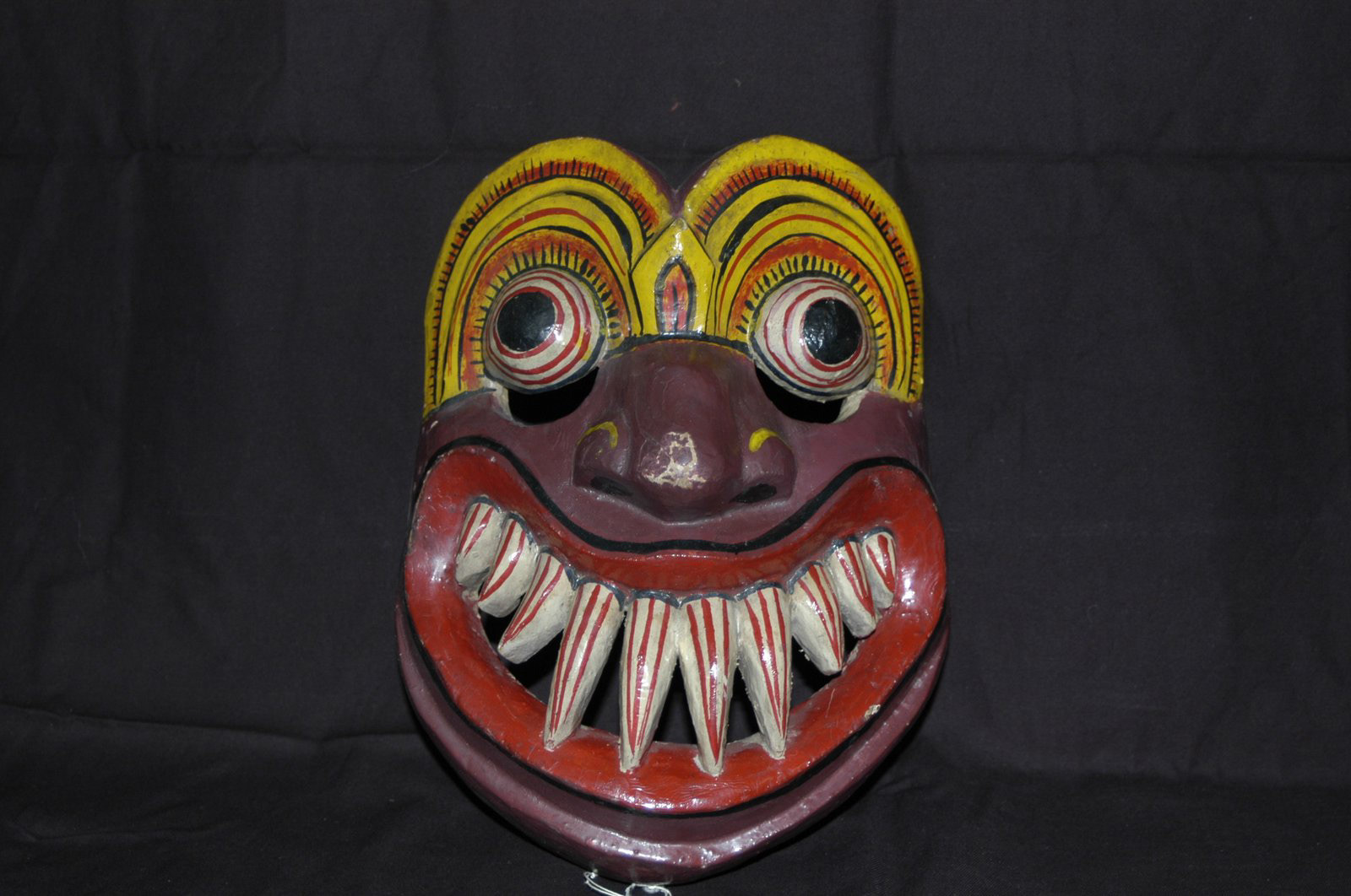 Gini-Sanniyaka mask used in Sri Lankan devil dances - Image from Australian Musuem