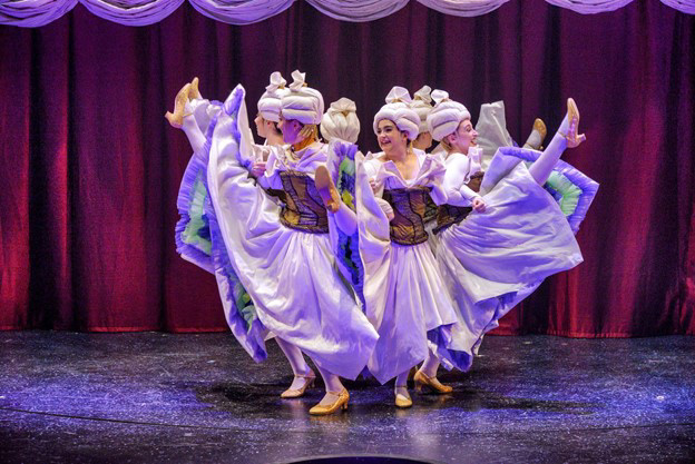 Napkins performing a can-can dance