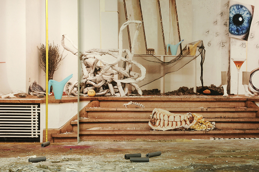 Exhibition view, La loge, Brussels, 2014