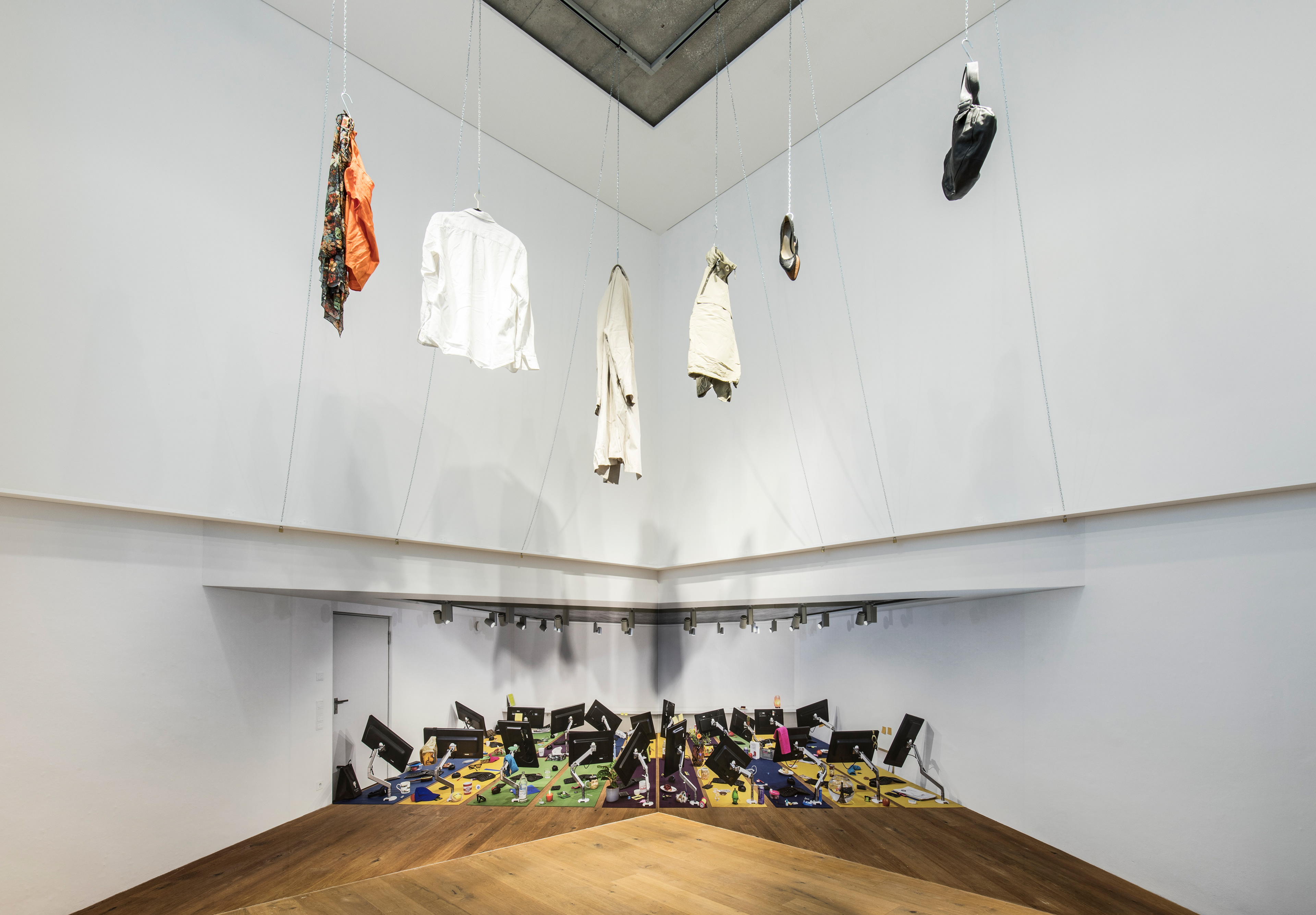 Emmanuelle Lainé, installation View at BNKR Munich