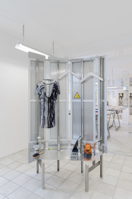 Emmanuelle Lainé, Exhibition view at Saint-Martin Bookshop Brussels.