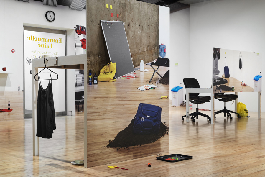 Emmanuelle Lainé, "Learn the Rules Like a Pro, So You Can Break Them Like an Artist!", Hayward gallery, exhibition view, credit: Thierry Bal