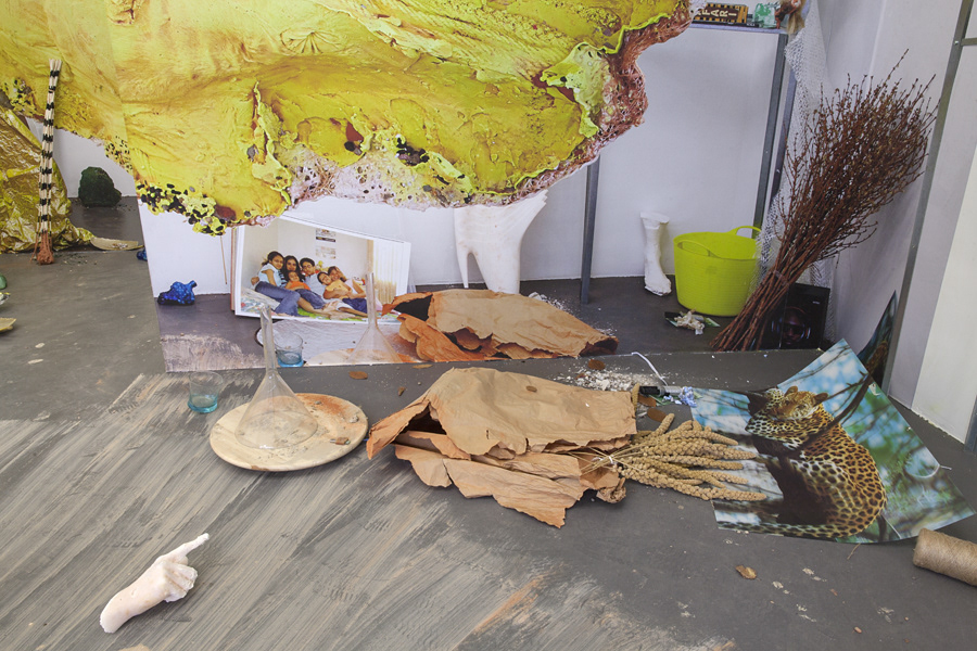 Emmanuelle lainé at c-om-p-o-s-i-t-e , exhibition view, 2014
