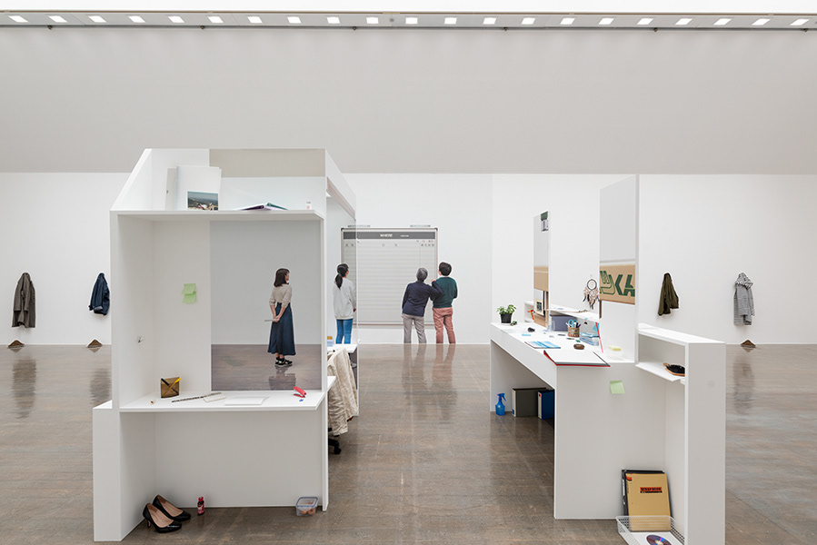 Emmanuelle Lainé, Exhibition view at Art Tower Mito (Japan)