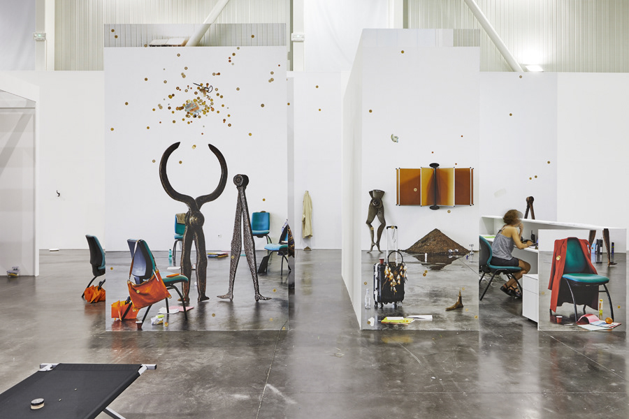 Emmanuelle Lainé, Suspension Volontaire de la Crédulité, Panorama 2019, exhibition view, Credit : Jeanchristophe Lett