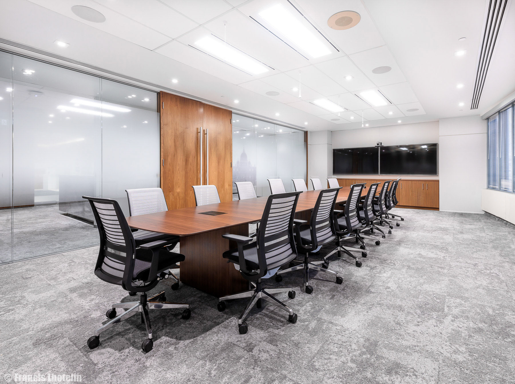 Pour Cushman & Wakefield