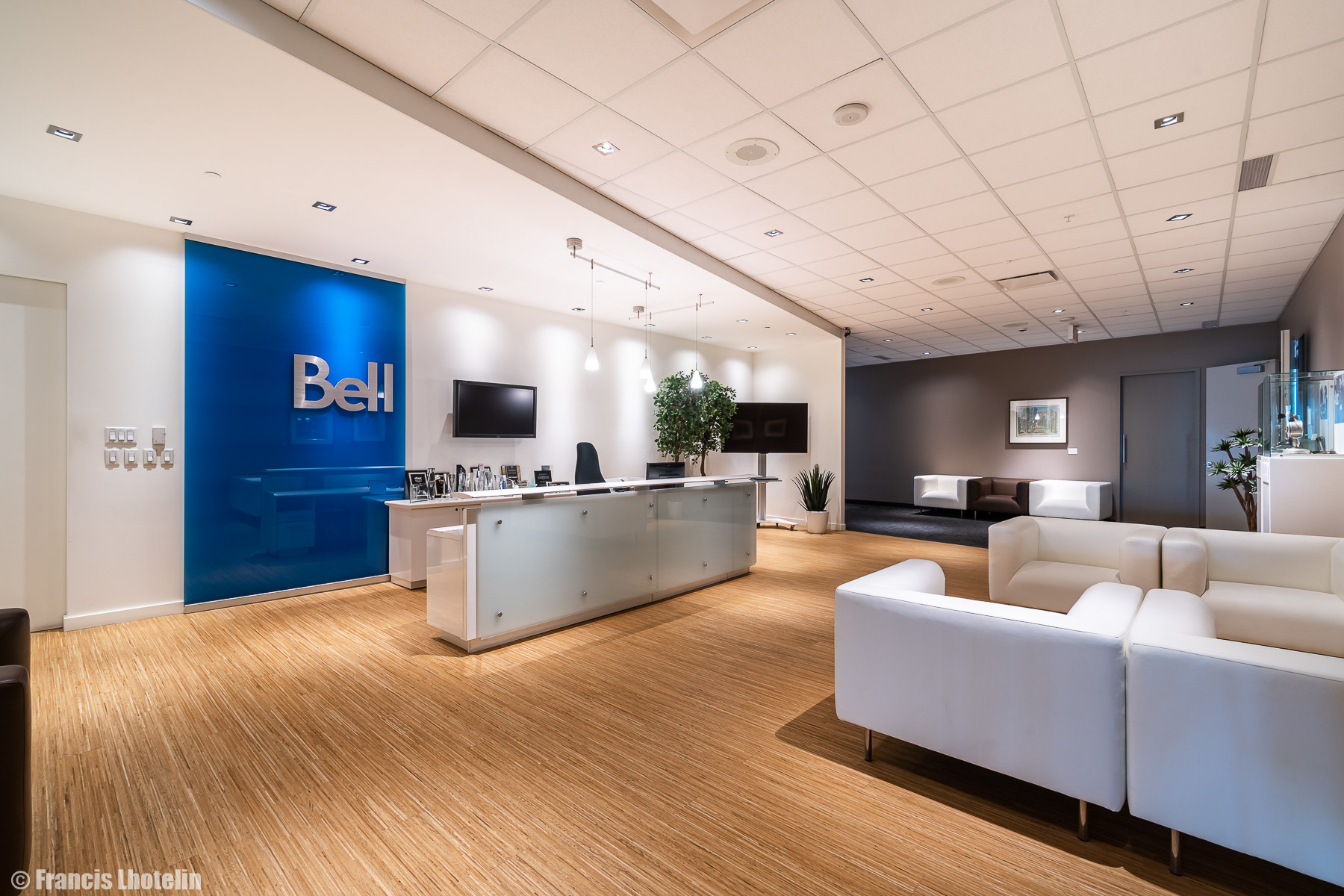 Pour Cushman & Wakefield