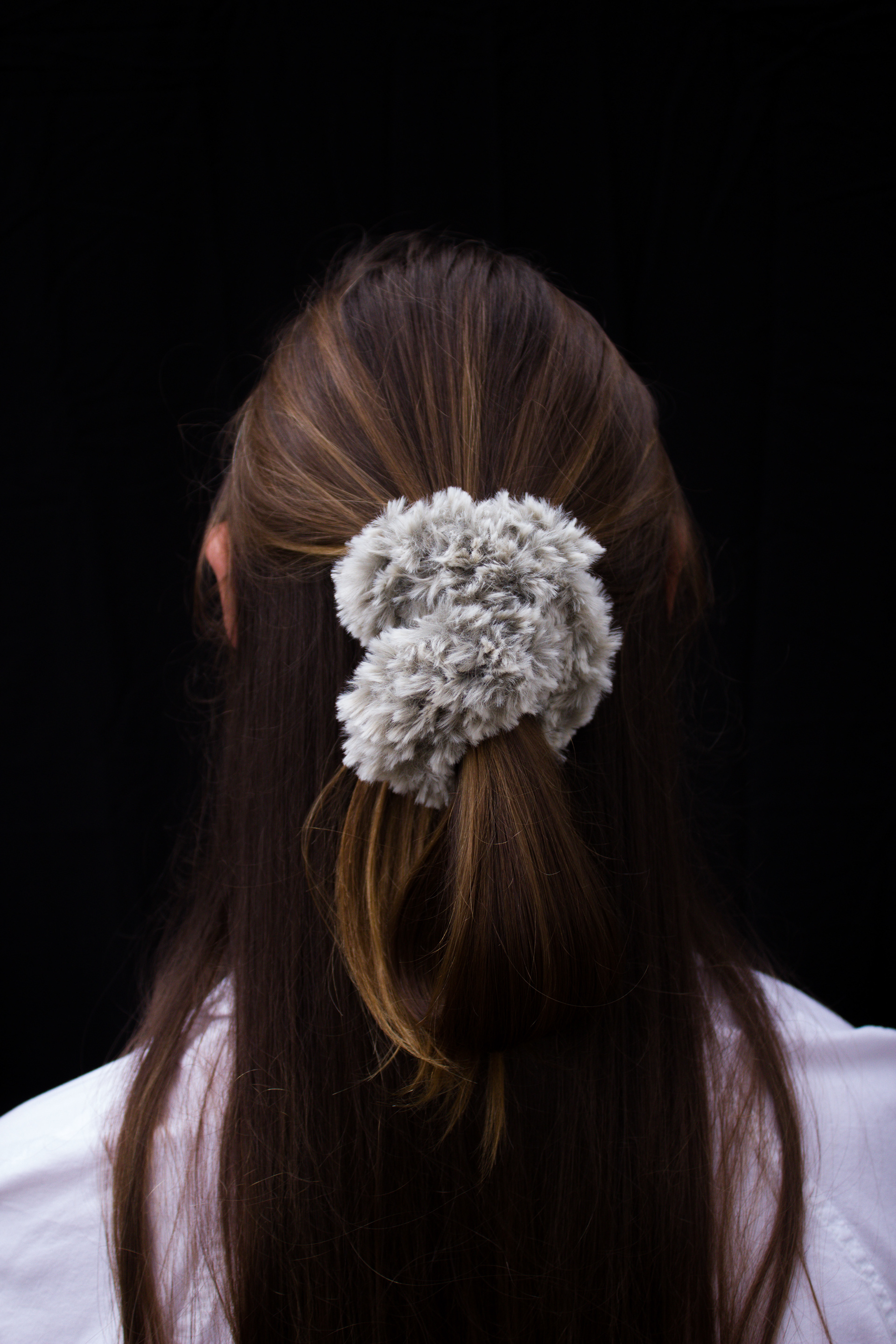 1 - Faux Fur (Grey Wolf) (sizes: jumbo)