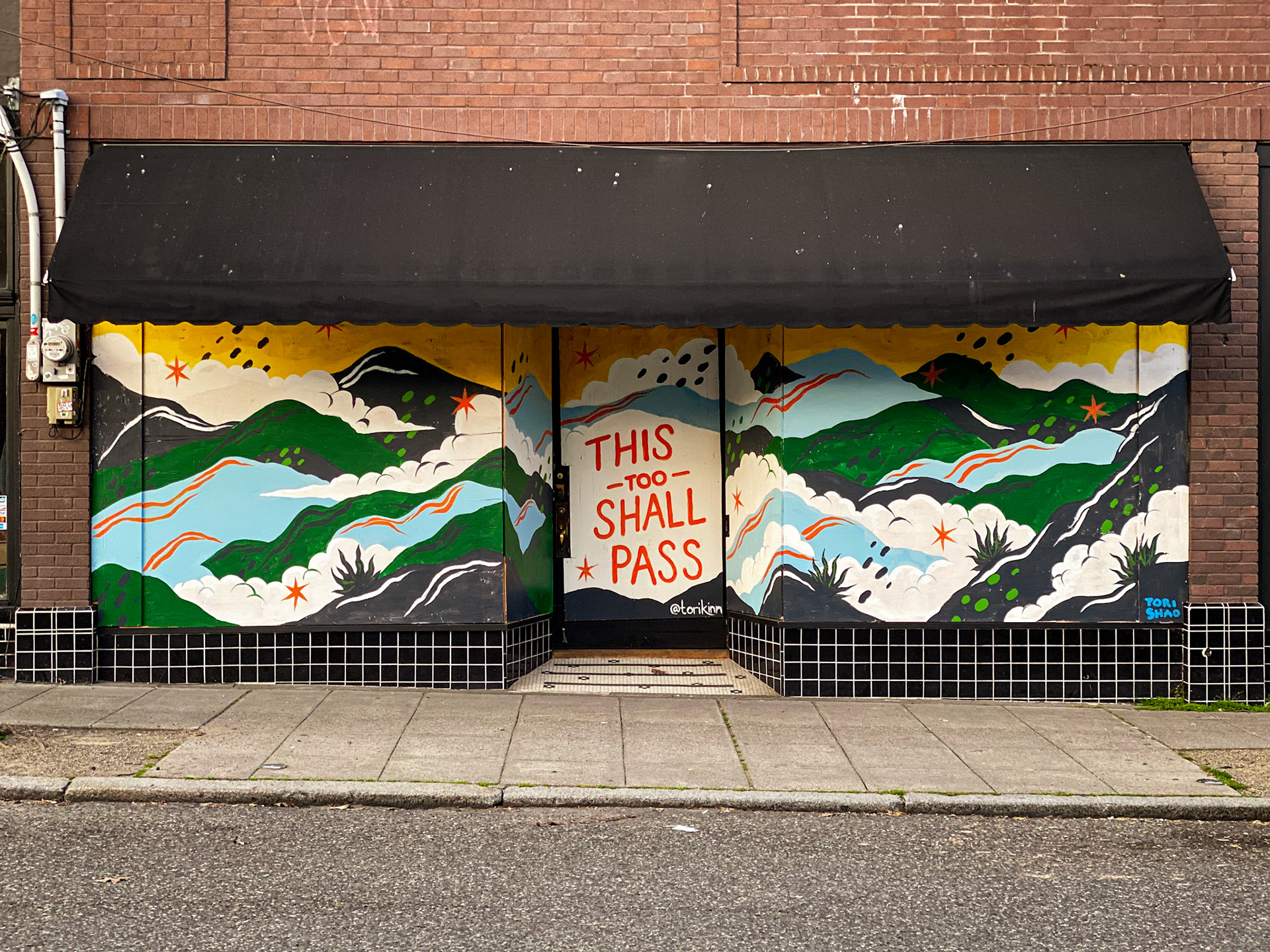 Horseshoe Boutique - Mural by @torikinn