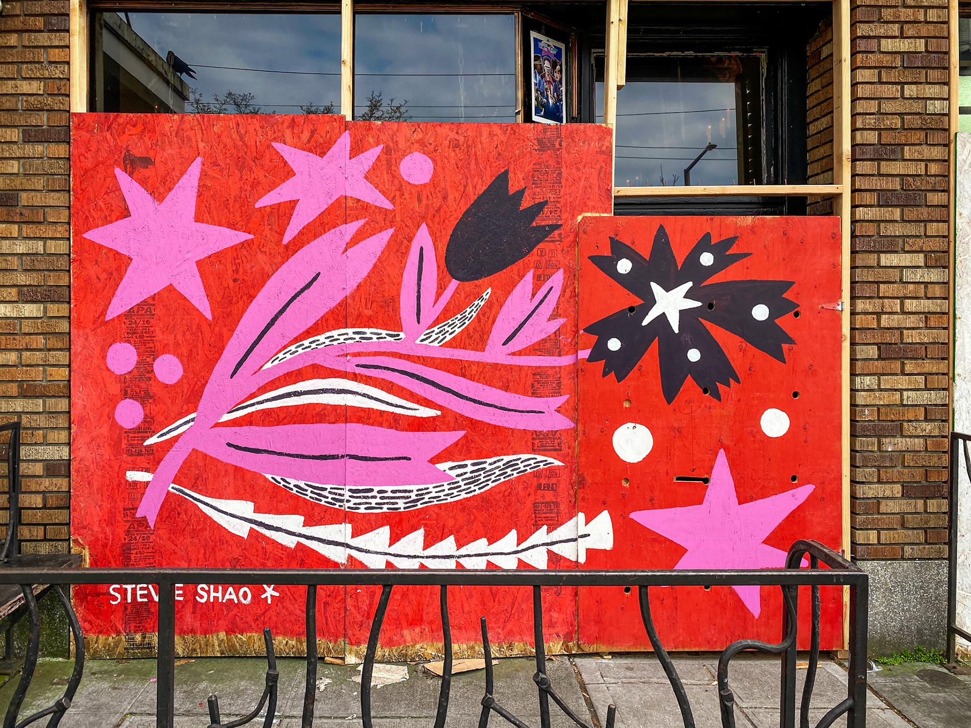 Hazelwood - Mural by @stepfrae