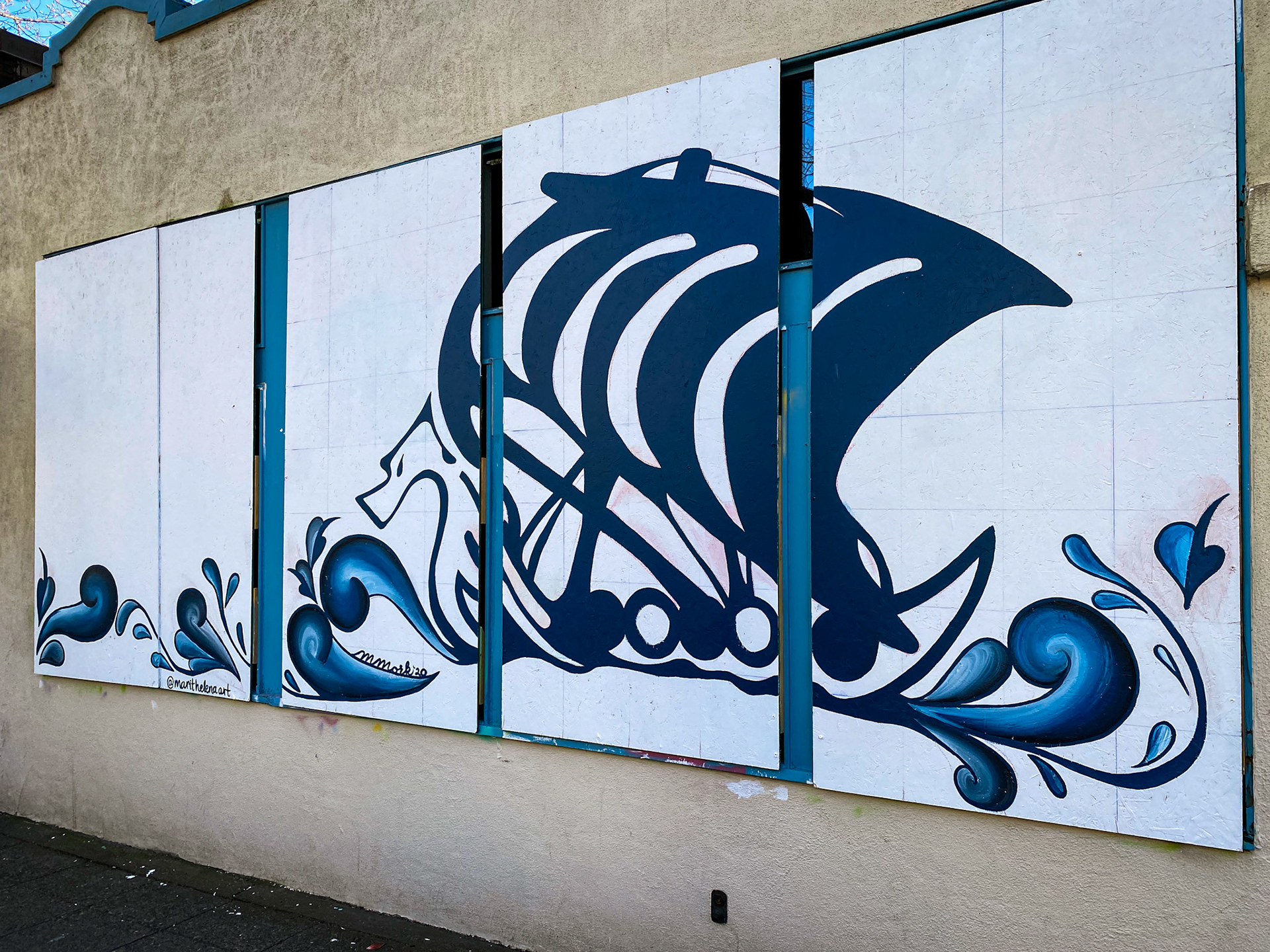 Ballard Smoke Shop - Mural by @marithelenaart