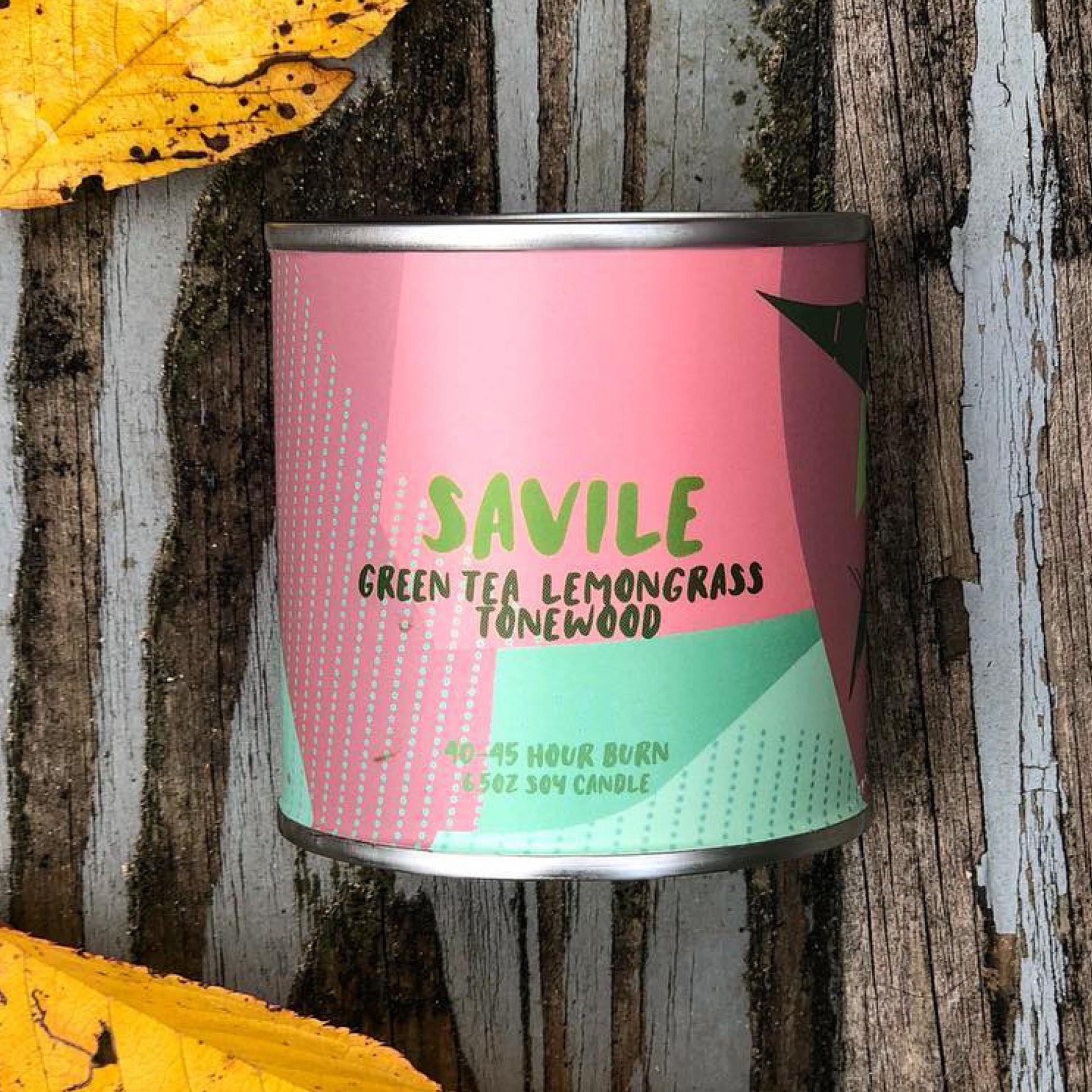 handpoured candles by Olliver Lifestyle