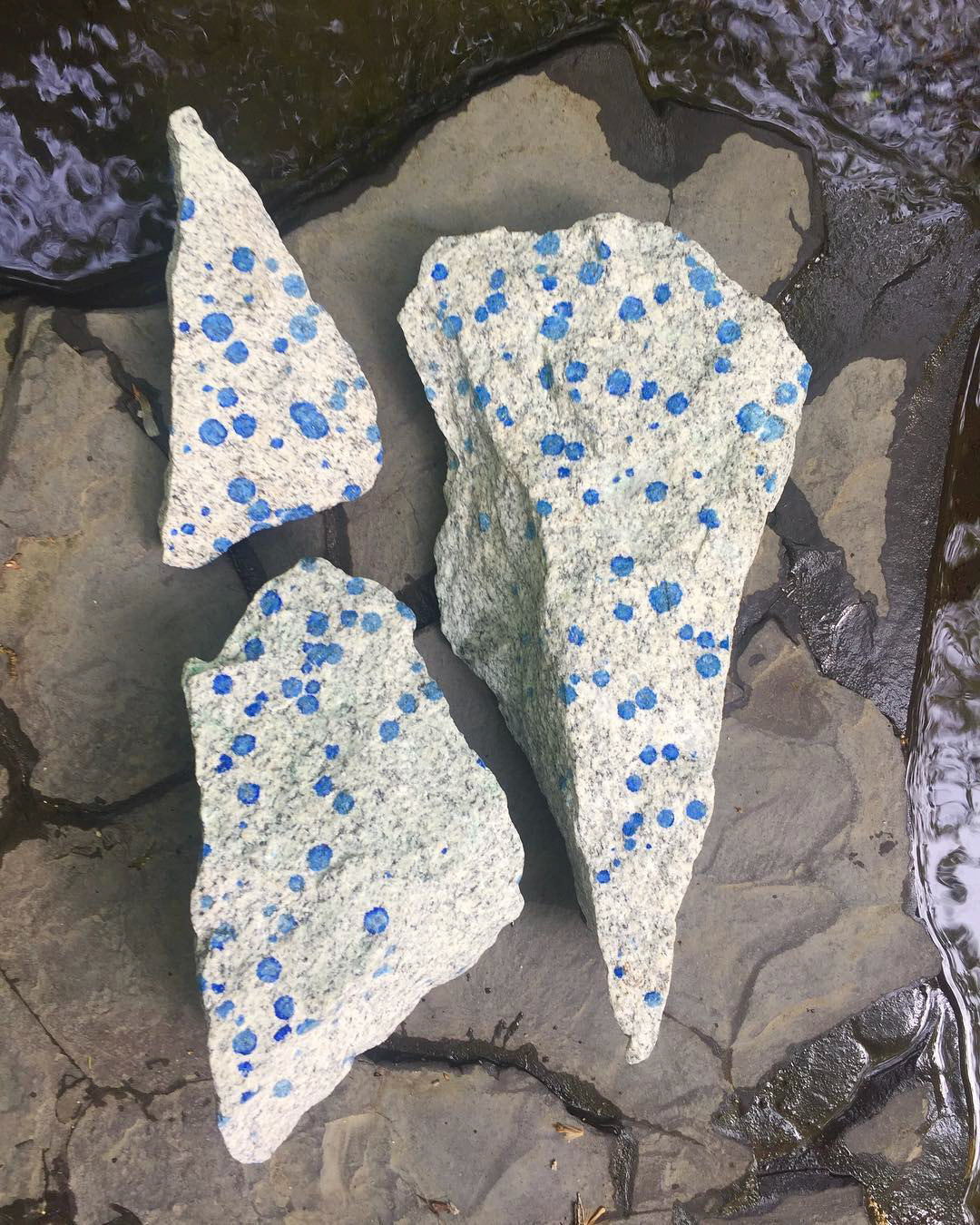 K2 granite aka raindrop azurite