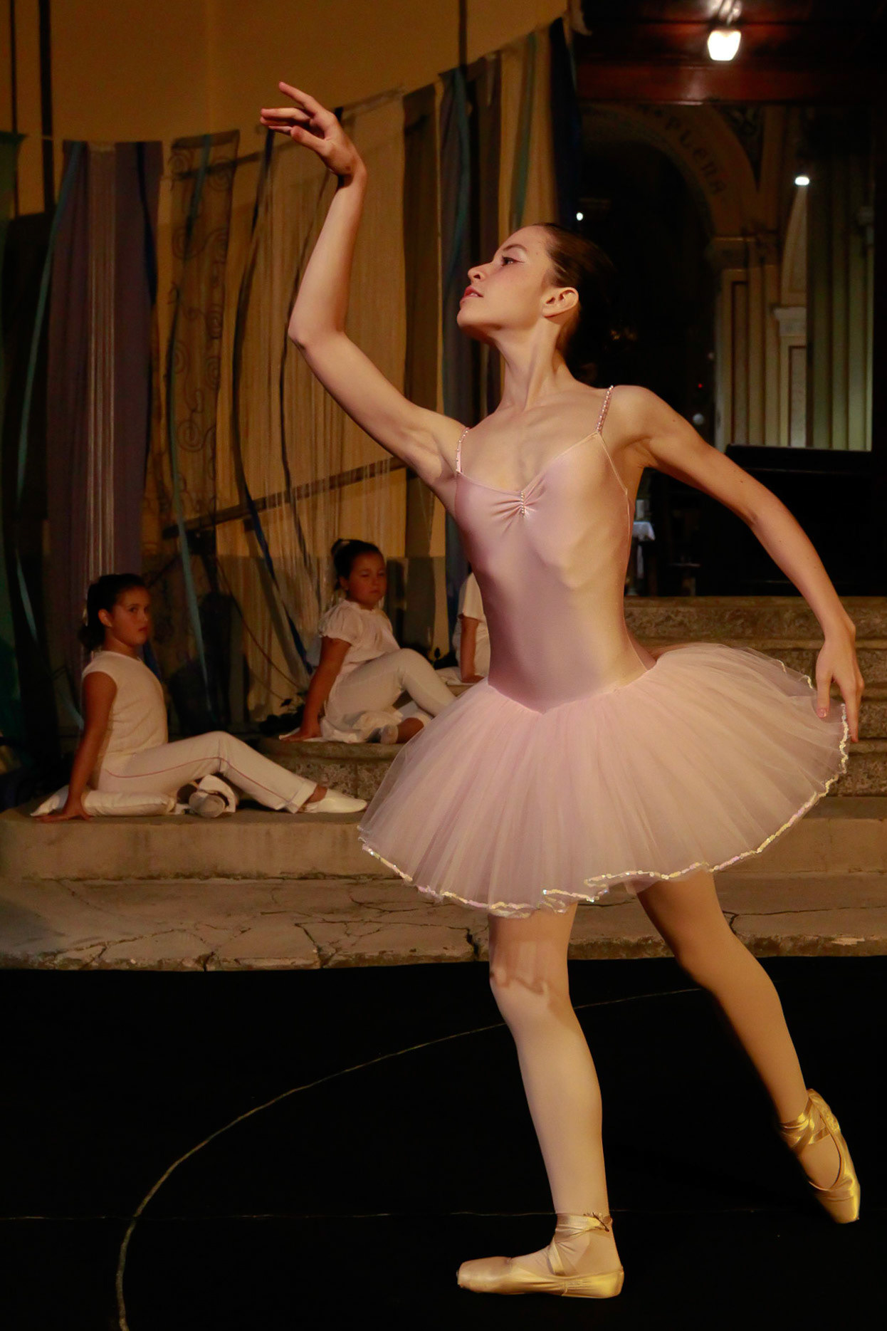 DANZA SOTTO LE STELLE con Gabriella Bertana e le Ragazze di Marmorito