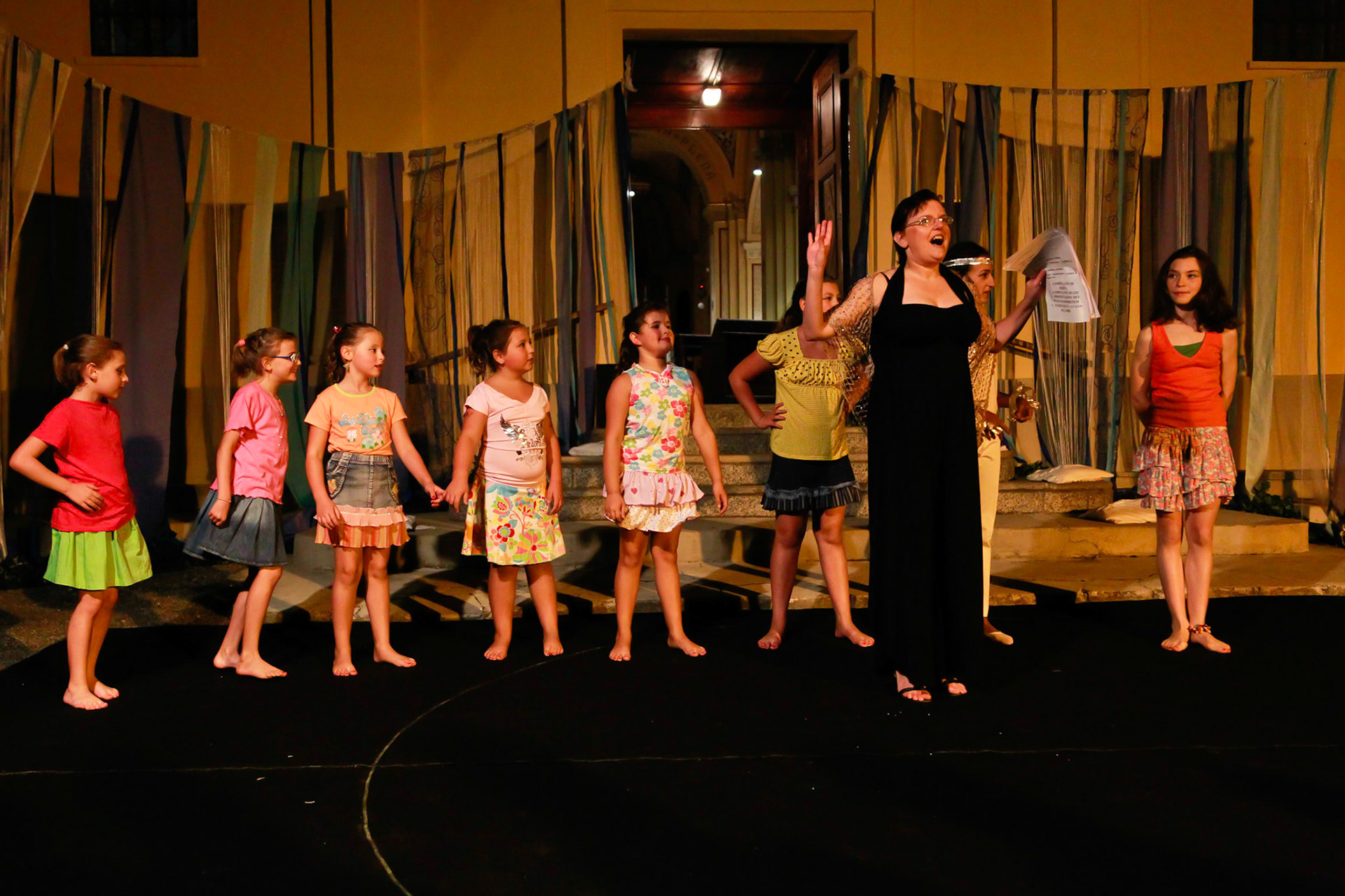 DANZA SOTTO LE STELLE con Gabriella Bertana e le Ragazze di Marmorito