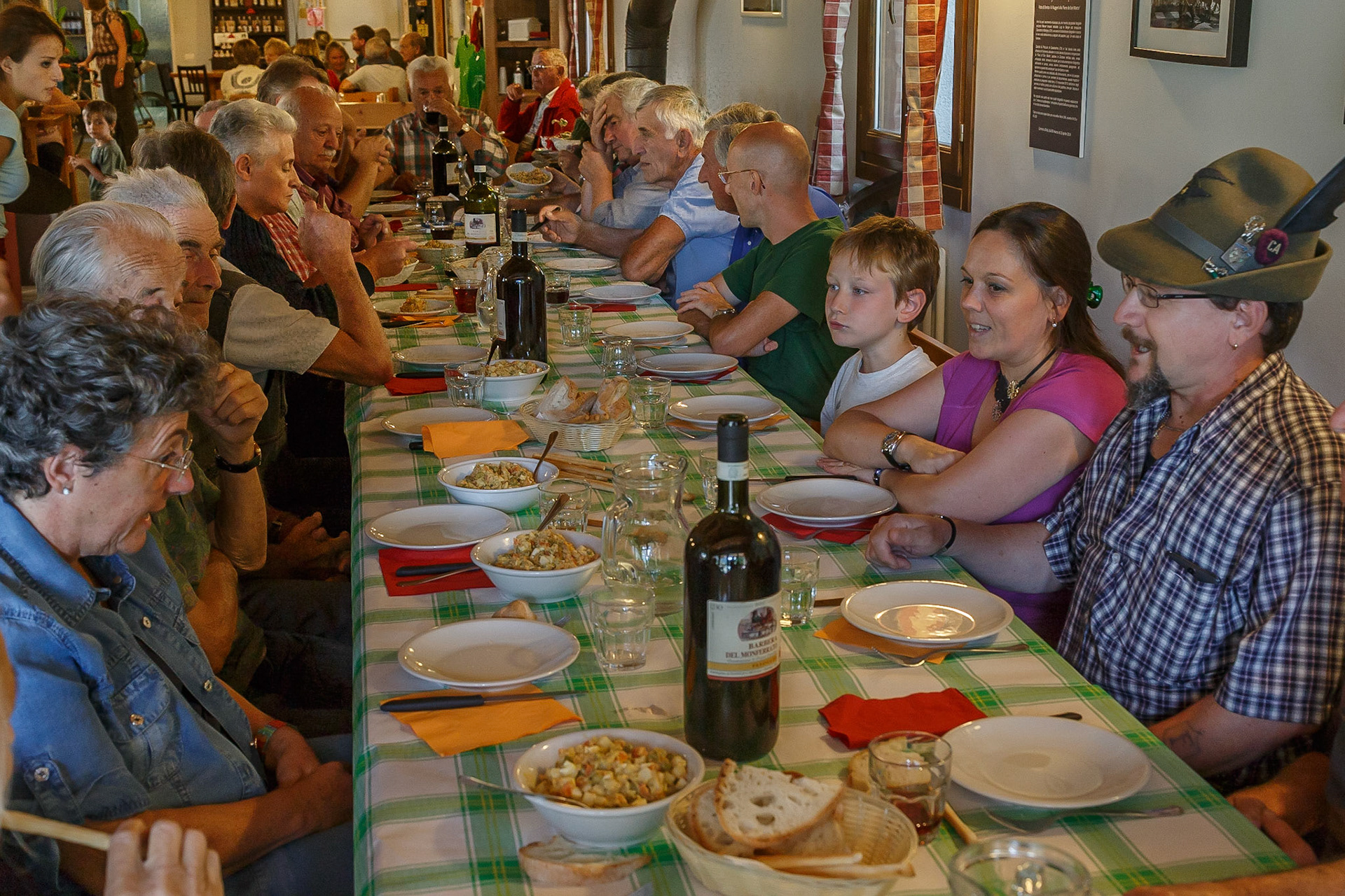 Pranzo presso il Rifugio Alevè di Pontechianale