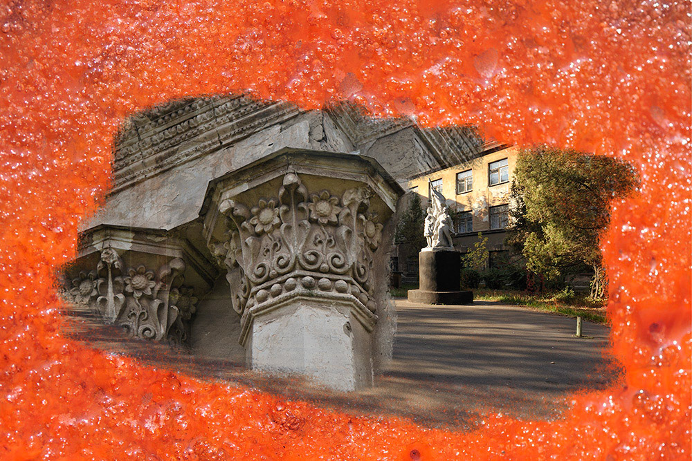 RED CITY ©Andriy Solovyovv