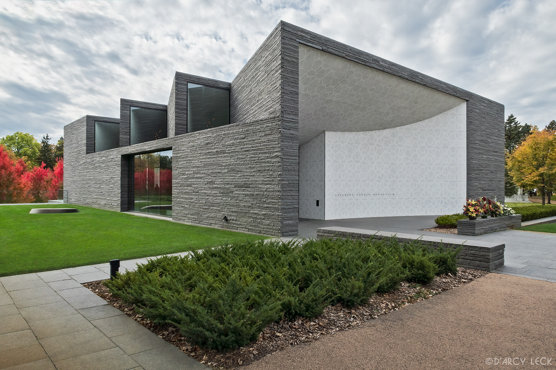 landscape architecture photography the Mausoleum building of the Lakewood Garden Mausoleum