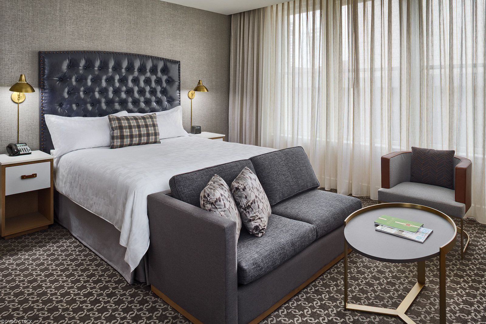 Hotel photography of Hotel Teatro guest room