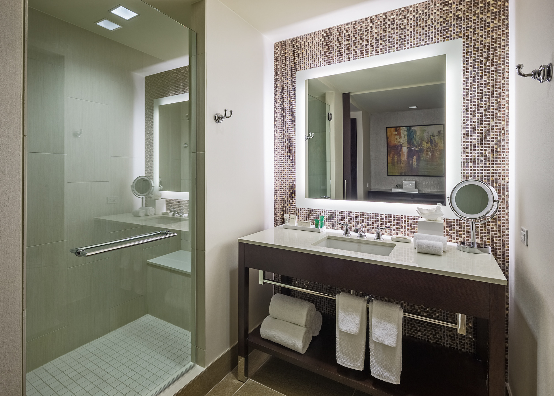 Hospitality photography of Hilton Granite Park hotel guest bathroom