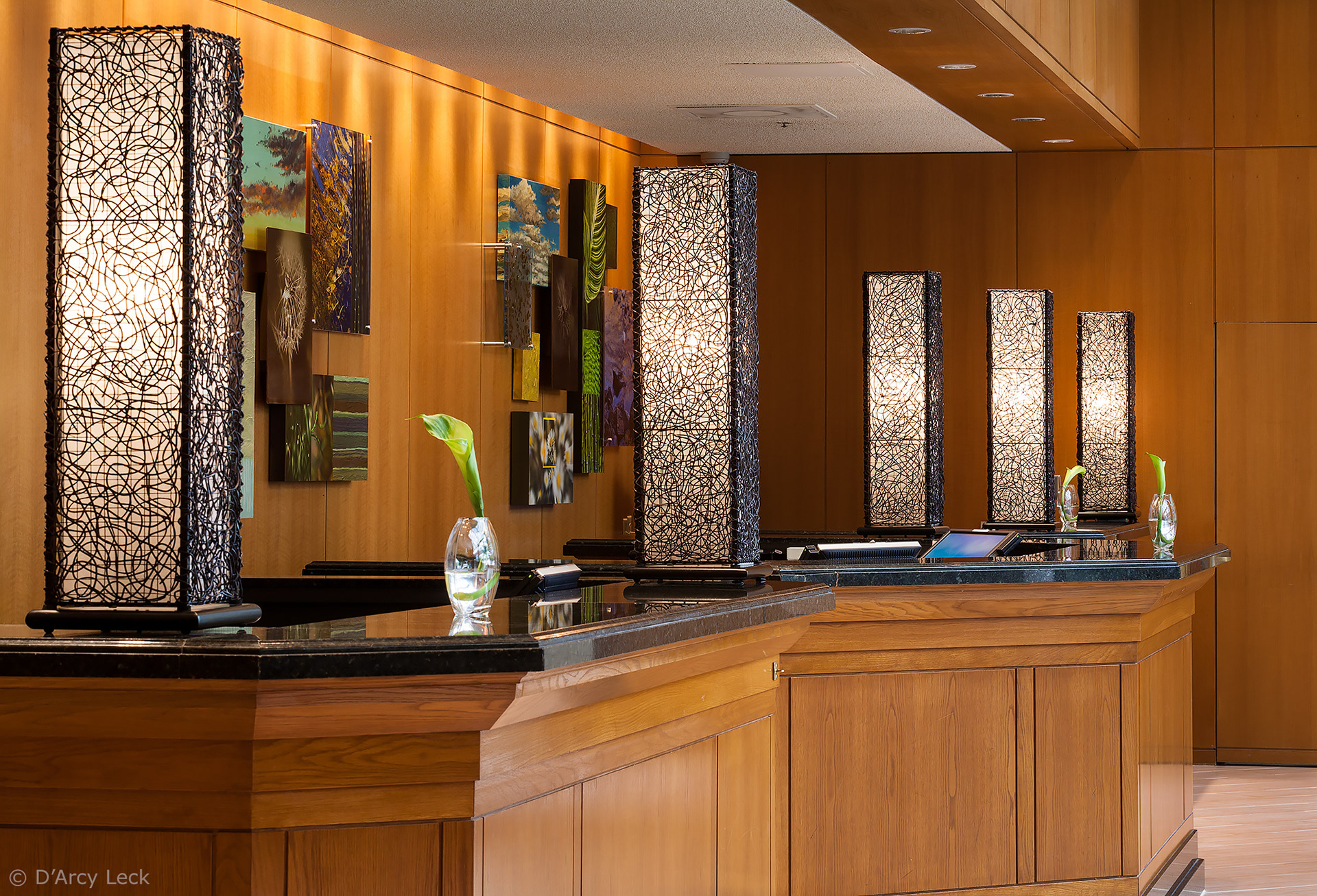 interior design photographer D'Arcy Leck photographs the Westin Park Central lobby front desk
