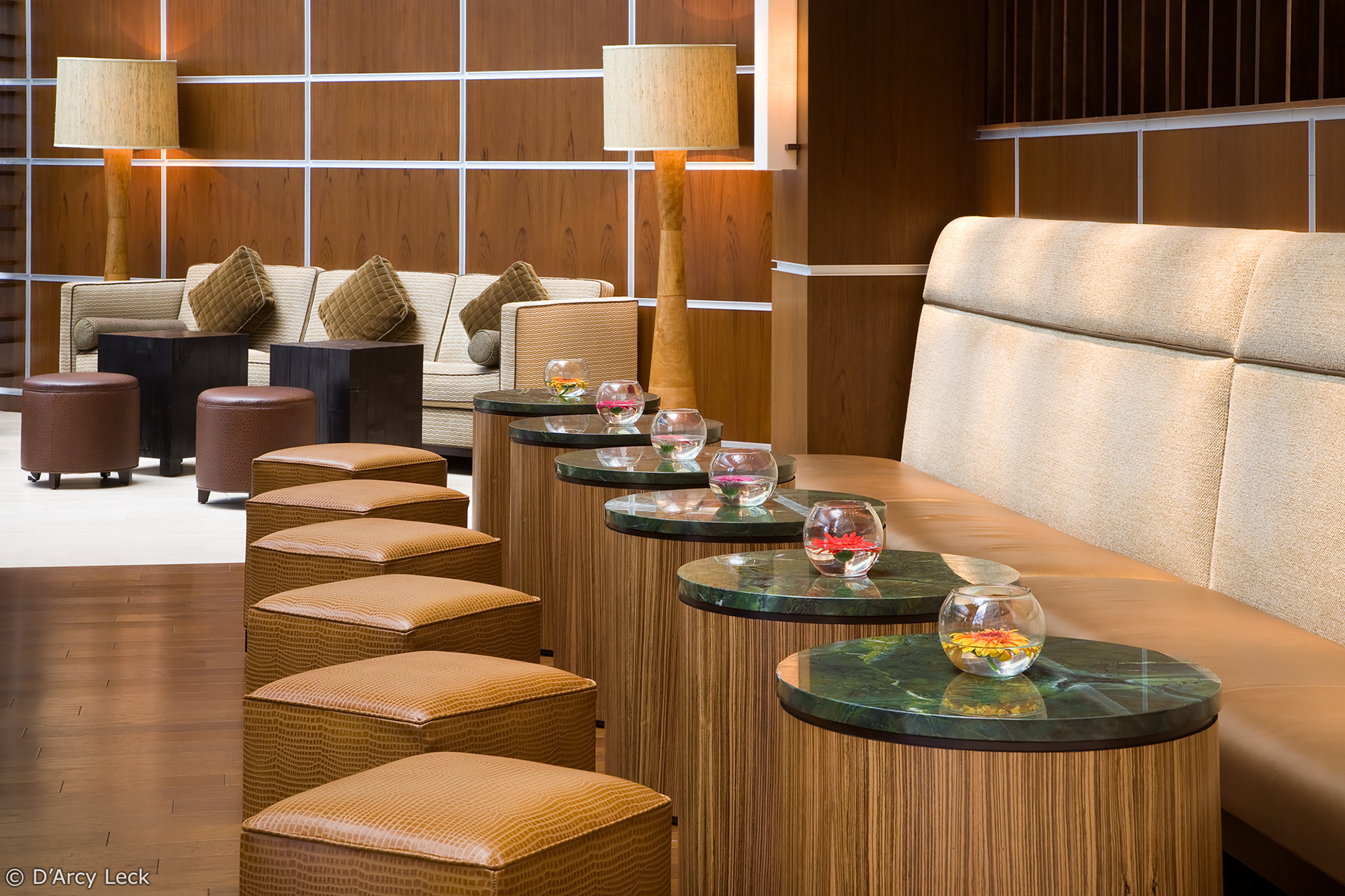 interior design photographer D'Arcy Leck captures the Westin Park Central lobby lounge