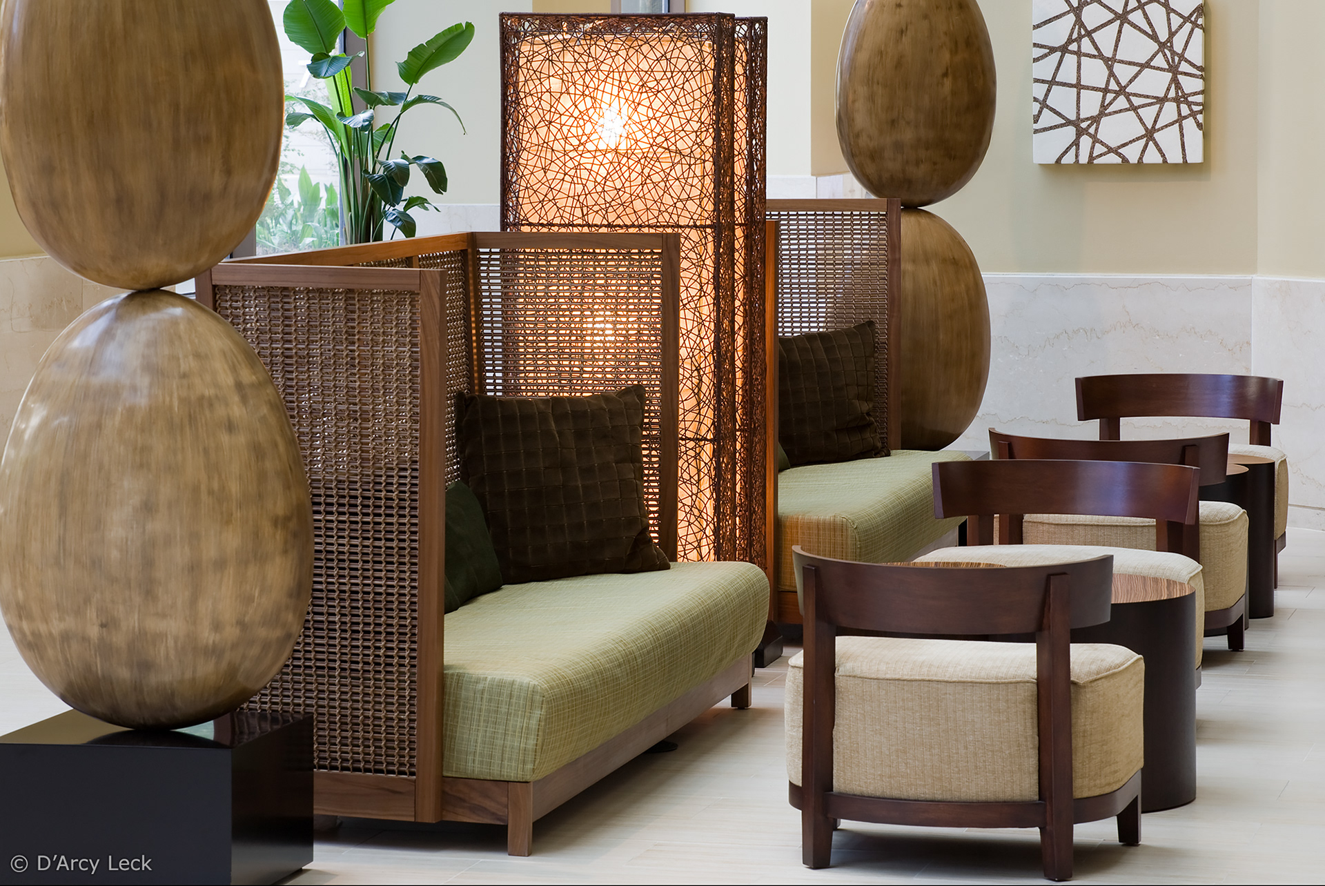 interior design photographer D'Arcy Leck photographs the Westin Park Central lobby