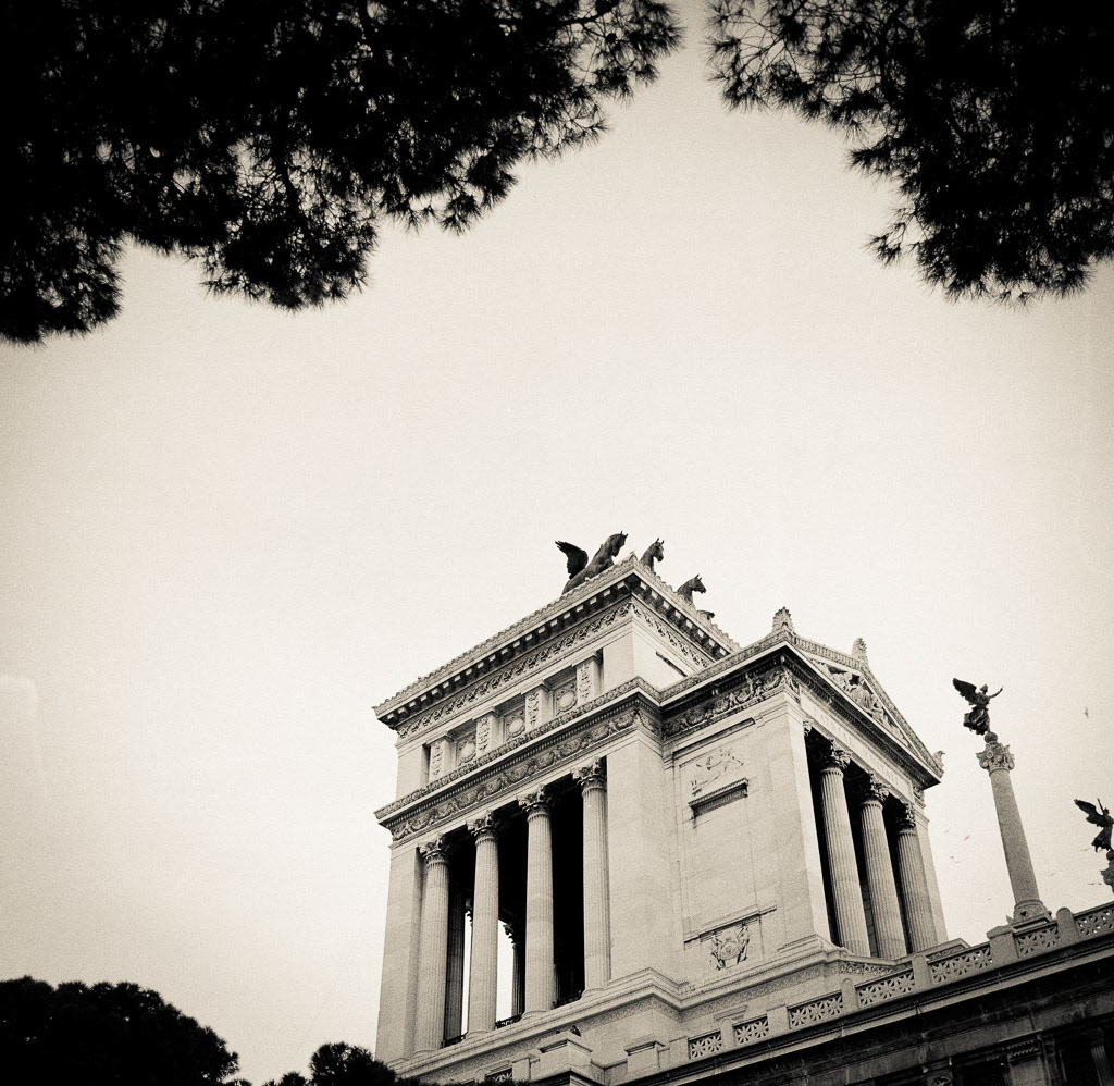 Three Horses, Rome, 2005